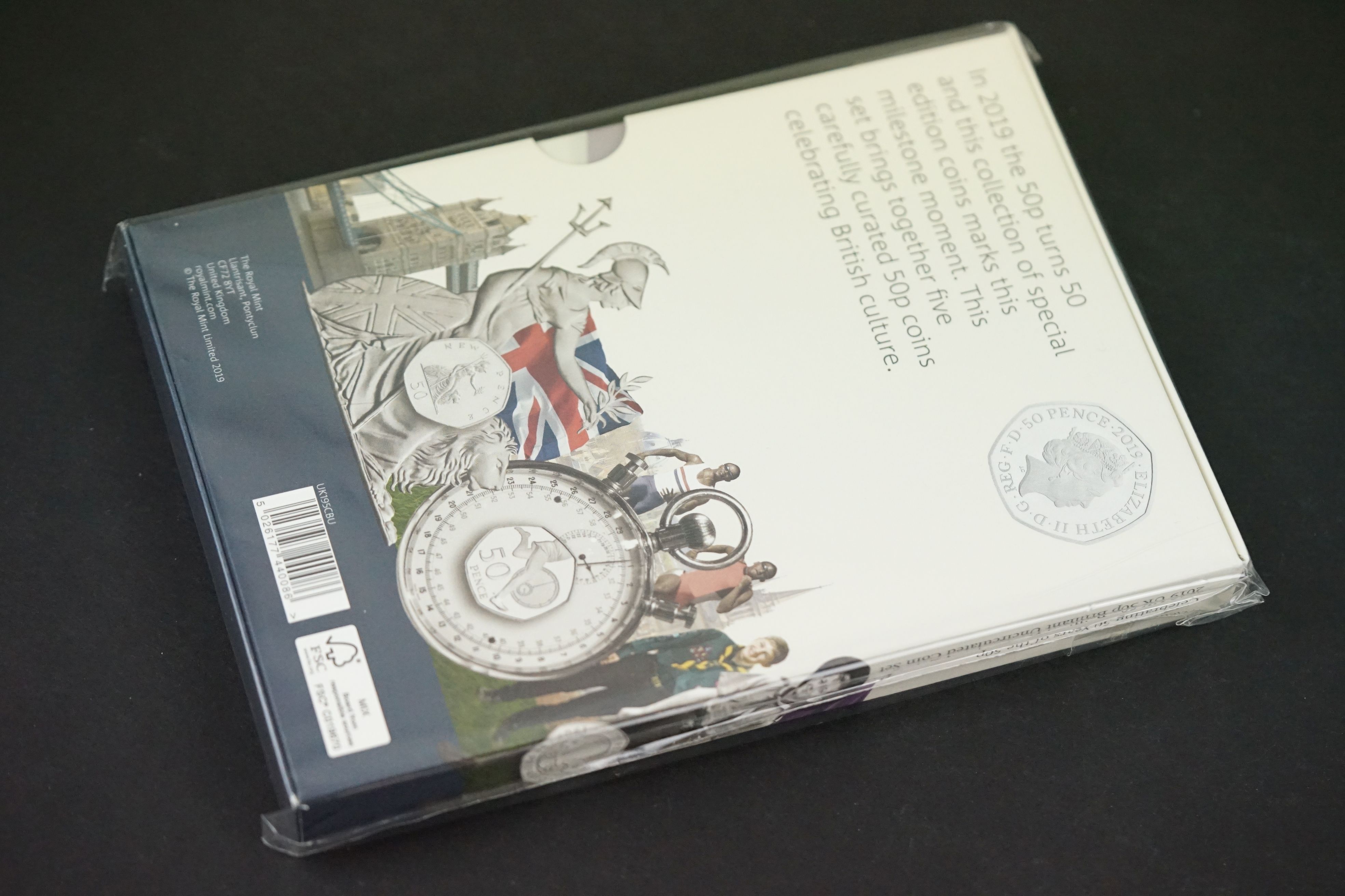 A Royal Mint 2019 United Kingdom brilliant uncirculated annual coin set together with a - Image 3 of 5