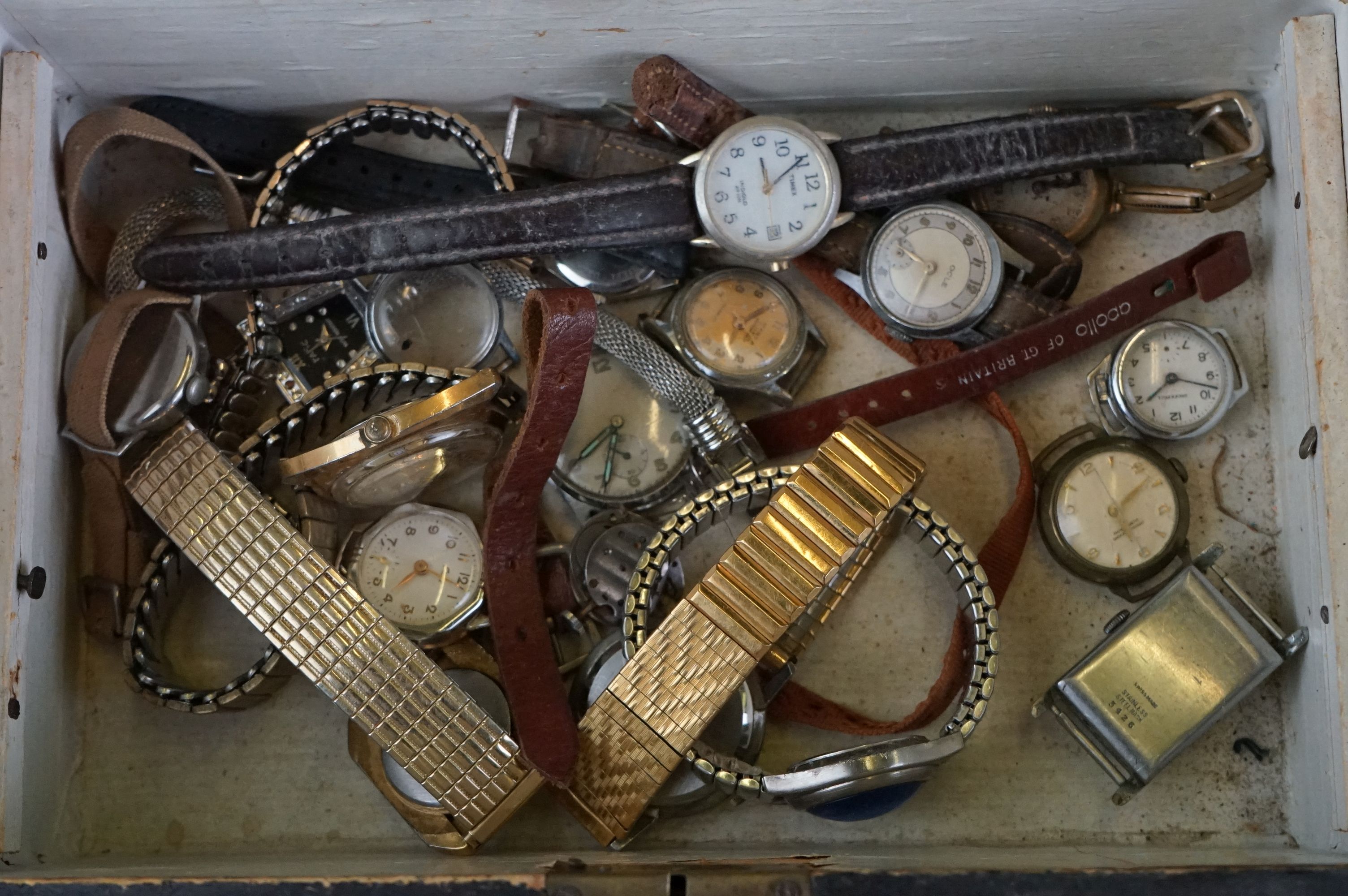 A small collection of vintage wristwatches to include Timex and Roamer examples contained within a - Image 8 of 9