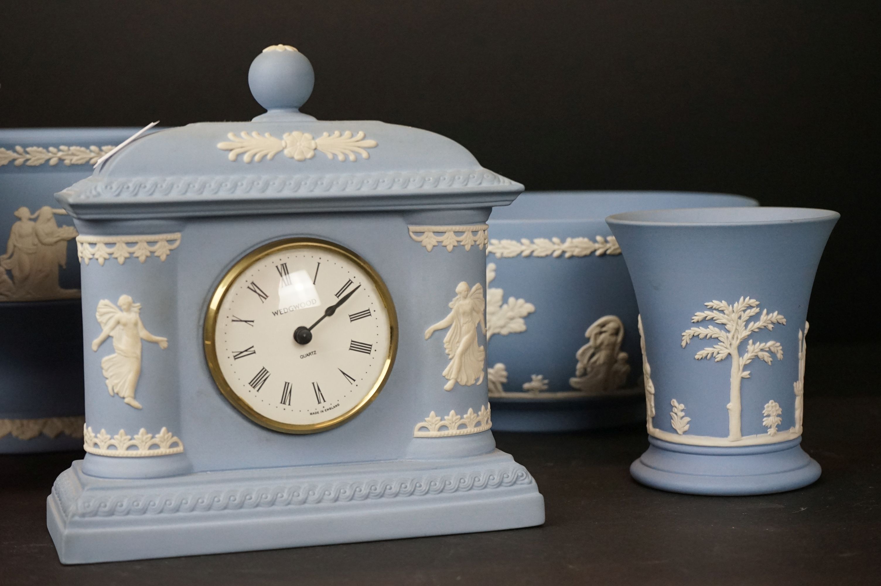 Quantity of Wedgwood Jasperware - to include a quartz mantle clock, bowl, tazza, a pair of - Image 5 of 8