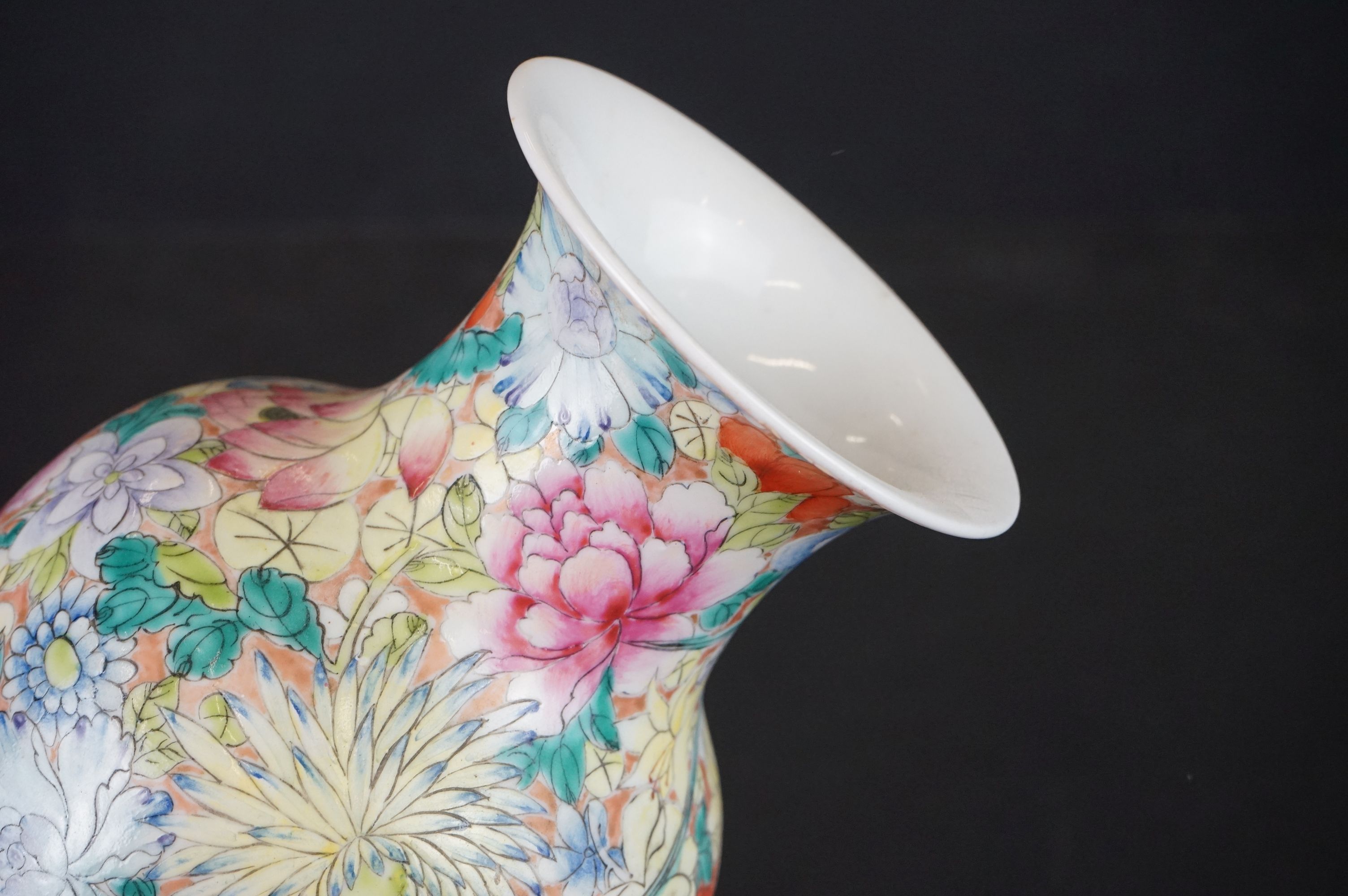 Chinese Porcelain thousand flowers Baluster Vase, red ground Qianlong mark to base drilled - Image 3 of 6