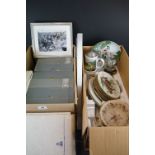 Quantity of mixed ceramics to include 9 boxed collector's plates (mostly Wedgwood, including a