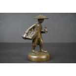 Bronze figure of a Chinese boy, 16cm high