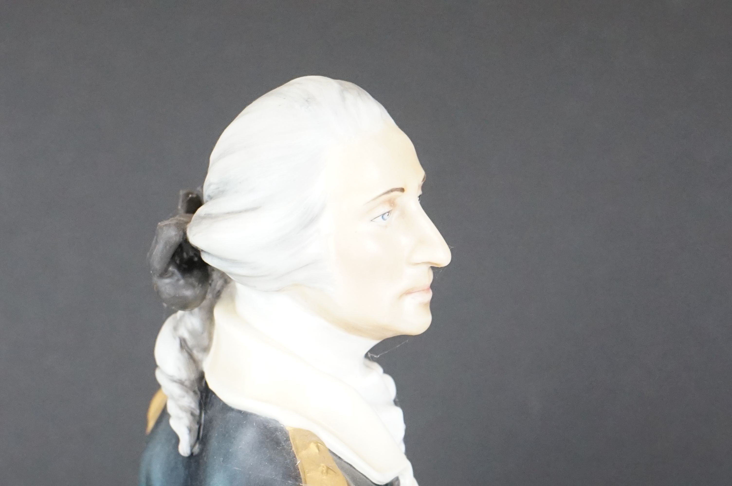 Royal Worcester Ceramic model of ' Washington ' from the Famous Military Commanders series model - Image 3 of 7