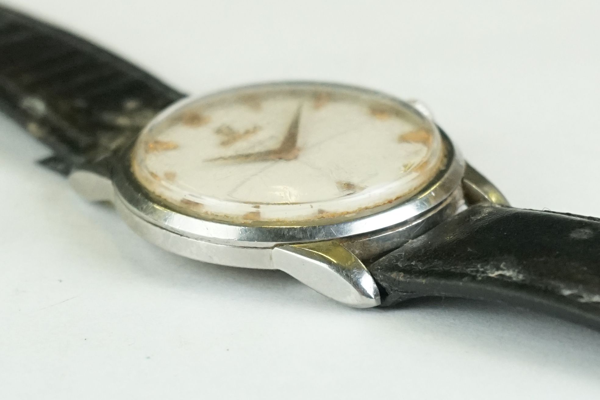 A vintage Gents Omega Geneve wristwatch together with a Longines movement. - Image 7 of 12