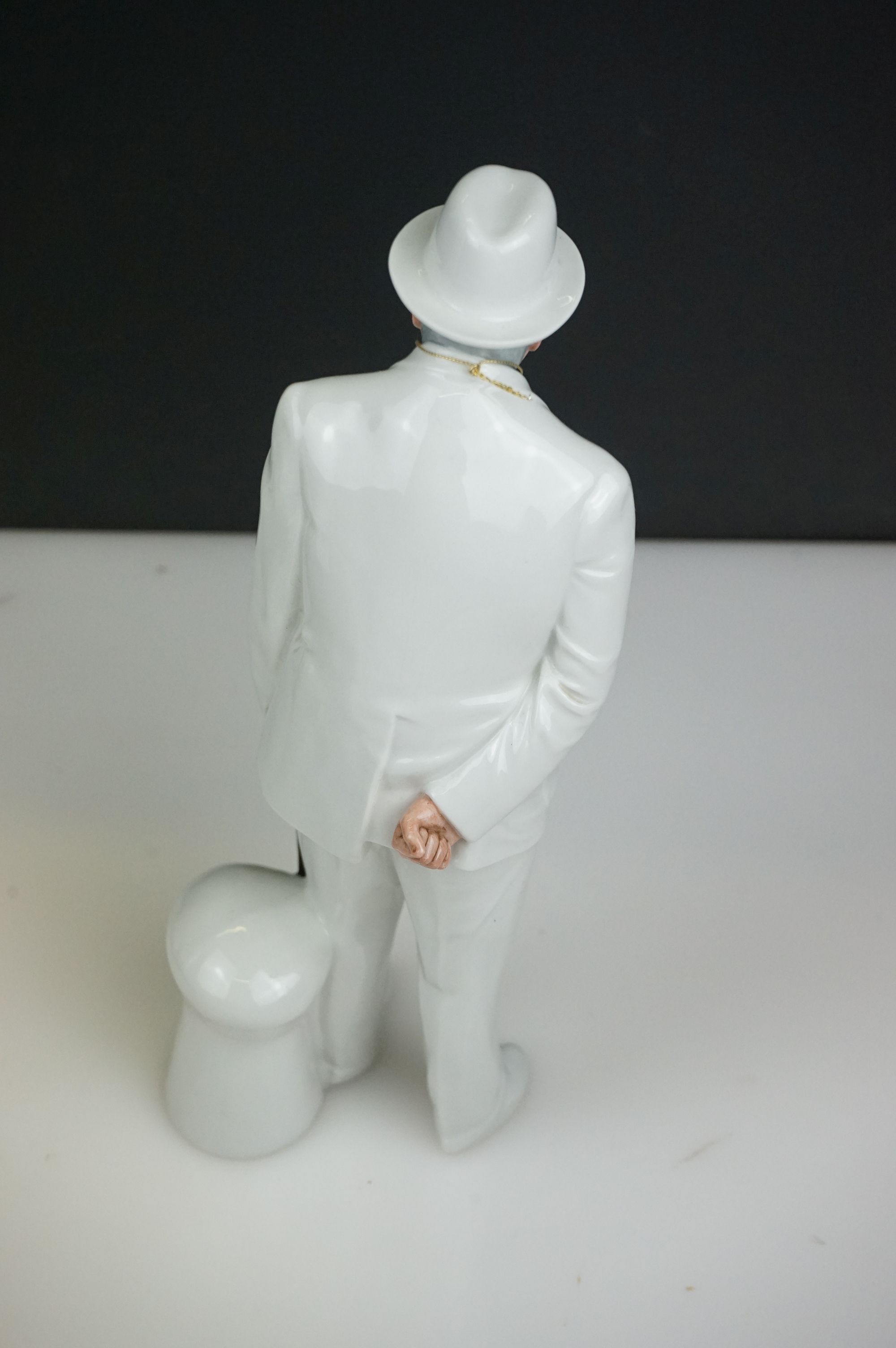 Two Royal Doulton Figures including Limited Edition ' Winston S Churchill ' HN3433 no. 773/5000 with - Image 8 of 9