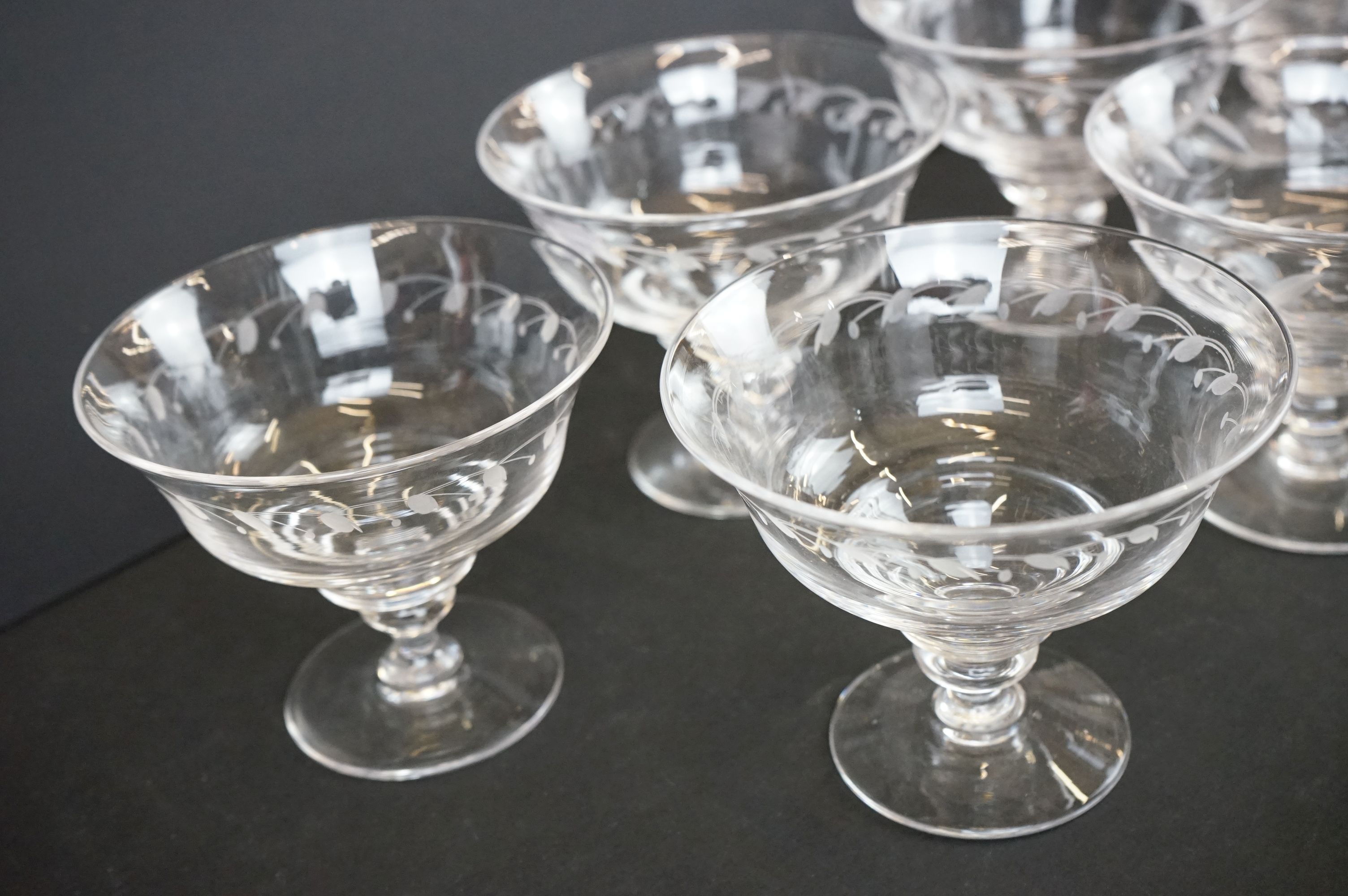 Eight Stuart Crystal footed trifle dishes with an etched design (Rd np. 681649) together with - Image 3 of 3