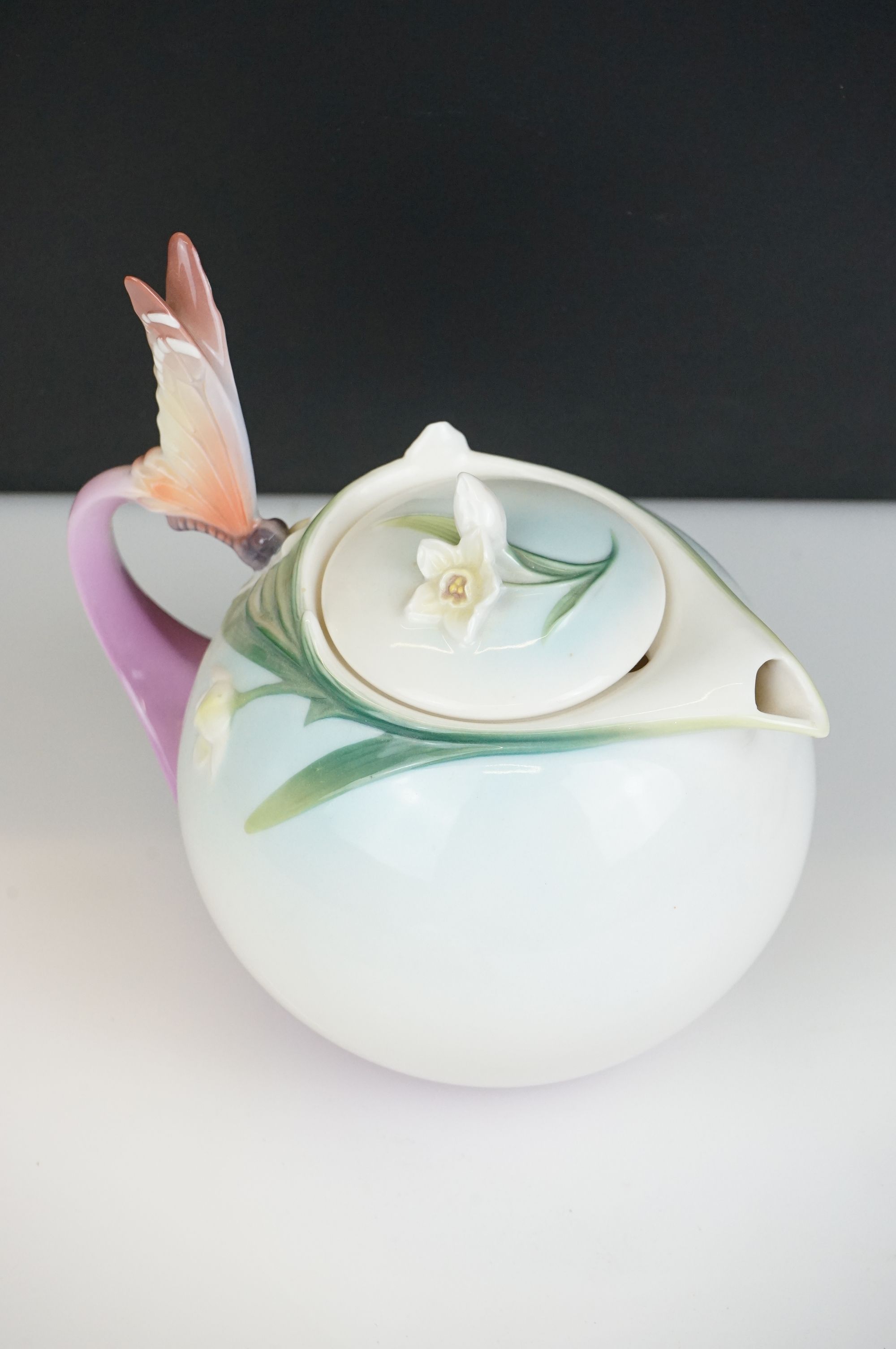 Franz Porcelain ' Papillon Butterfly ' Tea Ware including Boxed Teapot, Sugar Bowl, Milk Jug, Cup, - Image 6 of 7