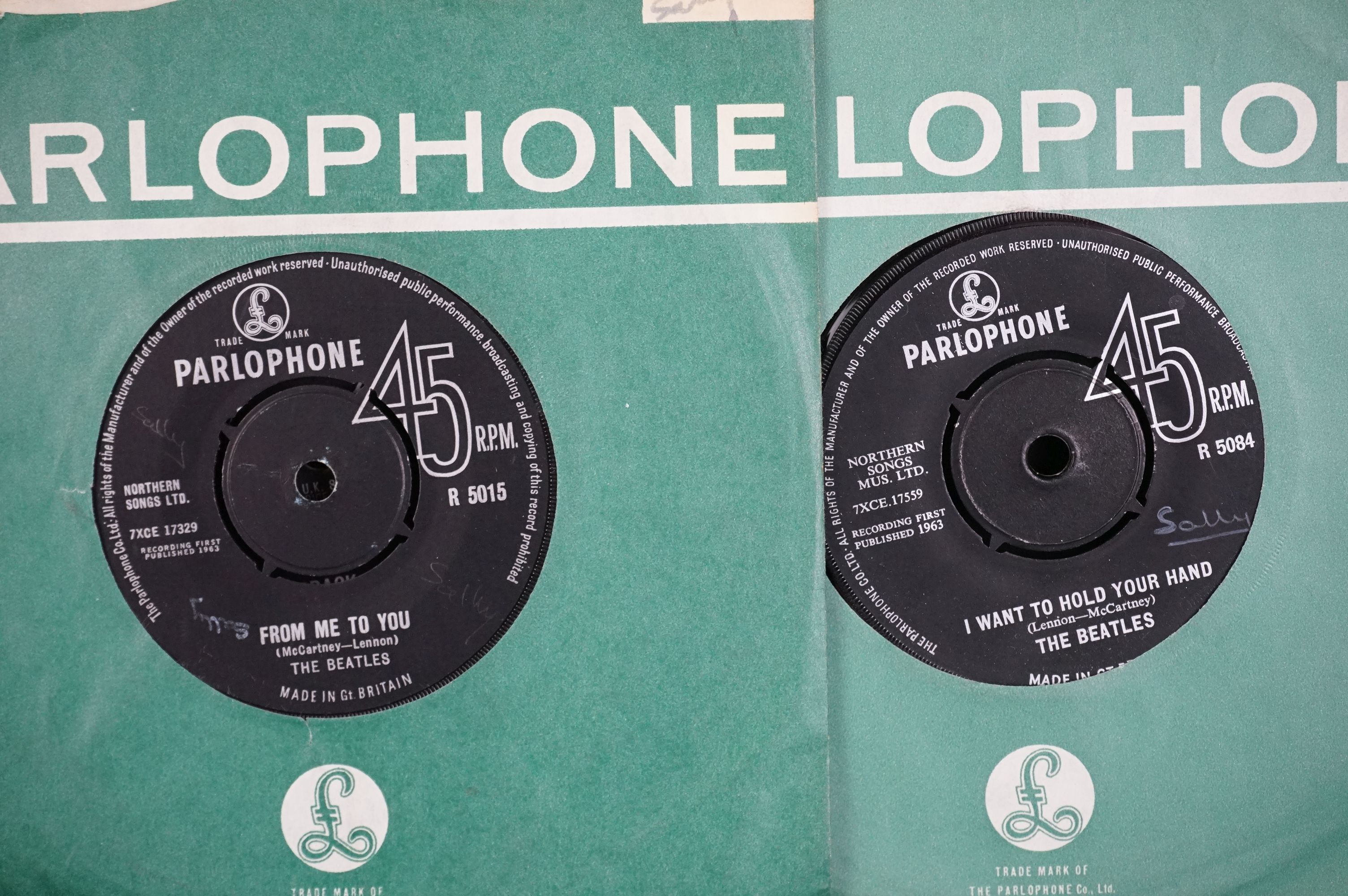 A small collection of 7" single vinyl records to include The Beatles, The Rolling Stones and Elvis - Image 2 of 7