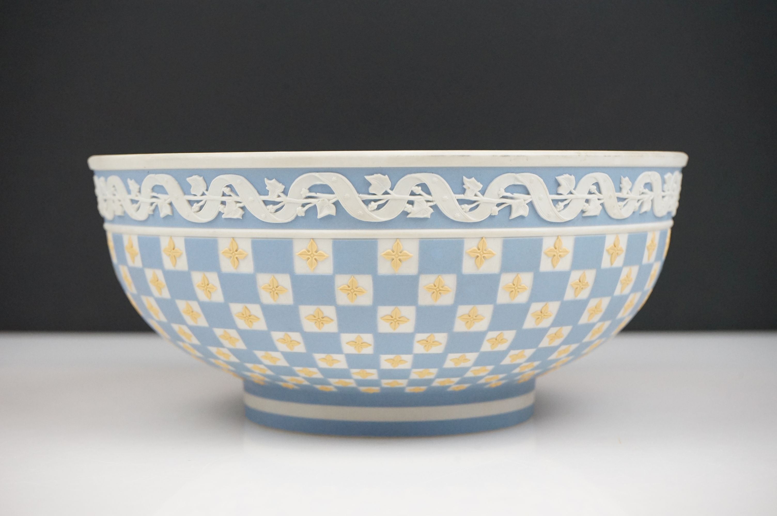 Wedgwood Museum series limited edition Bowl, after an original 18th century design with a diced