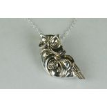 Silver owl brooch-pendant necklace