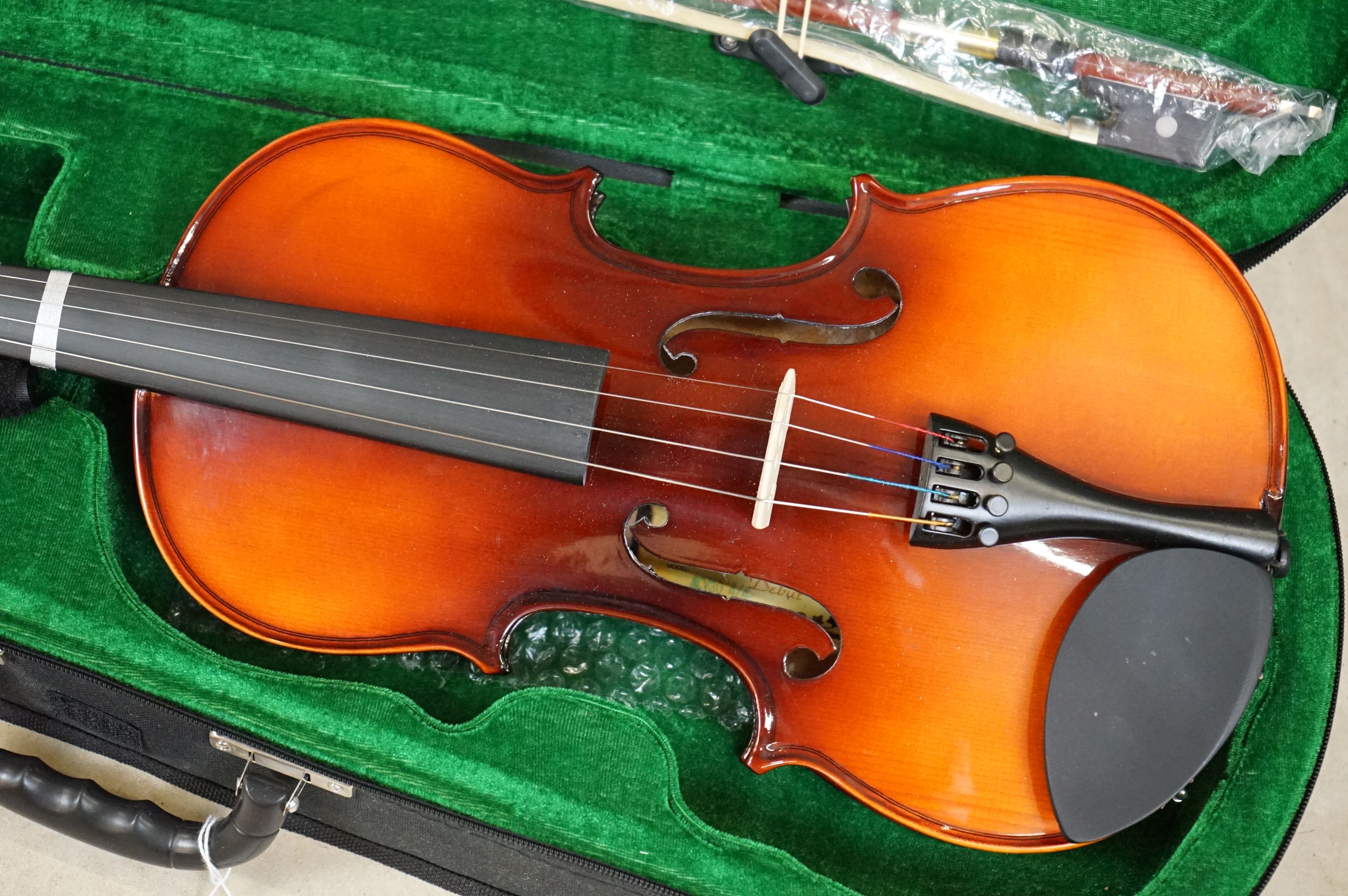 Cased ' Antoni Debut ' Violin and Bow with chin rest - Image 2 of 11