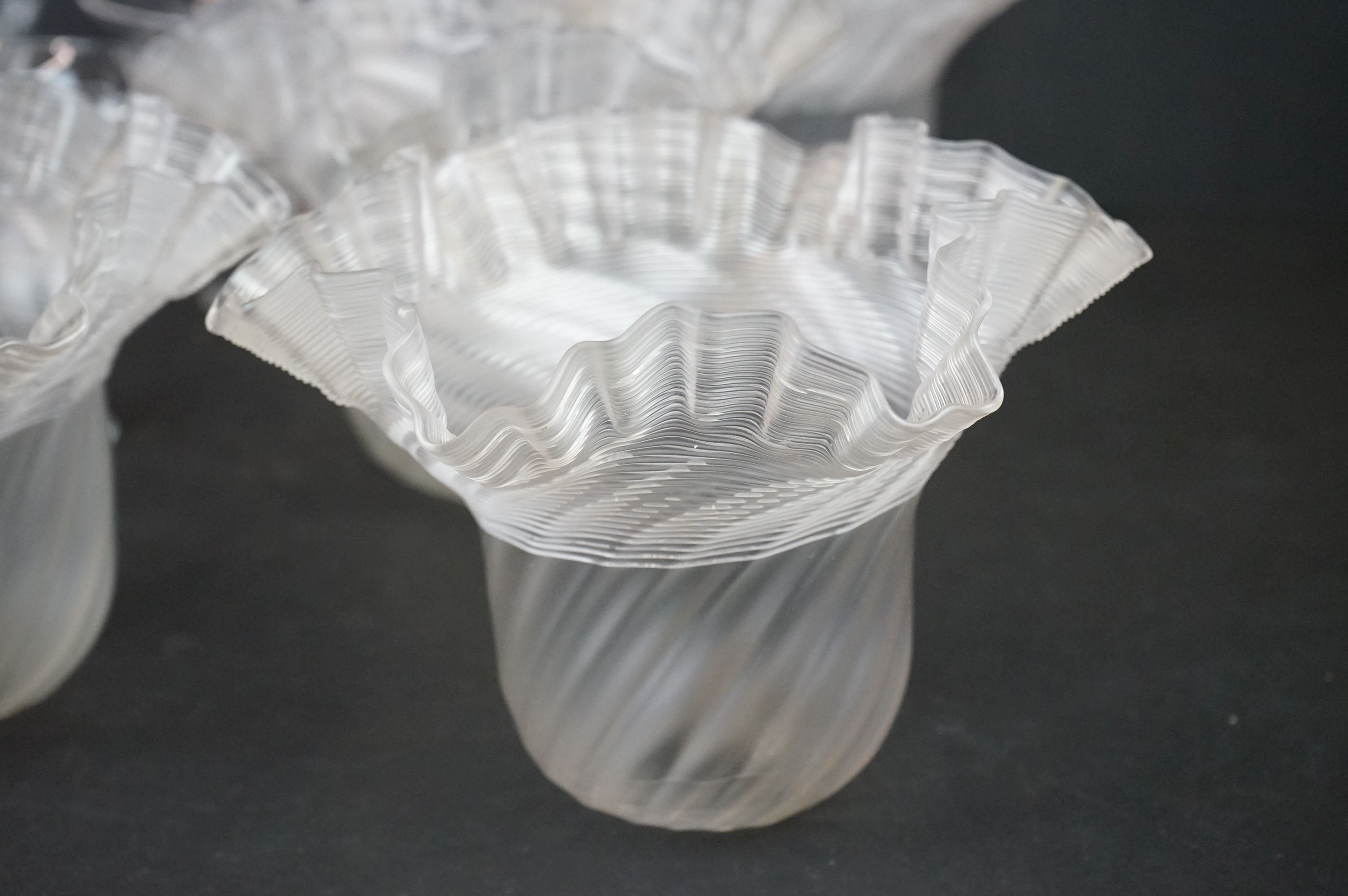 Eight Stuart Crystal footed trifle dishes with an etched design (Rd np. 681649) together with - Image 2 of 3