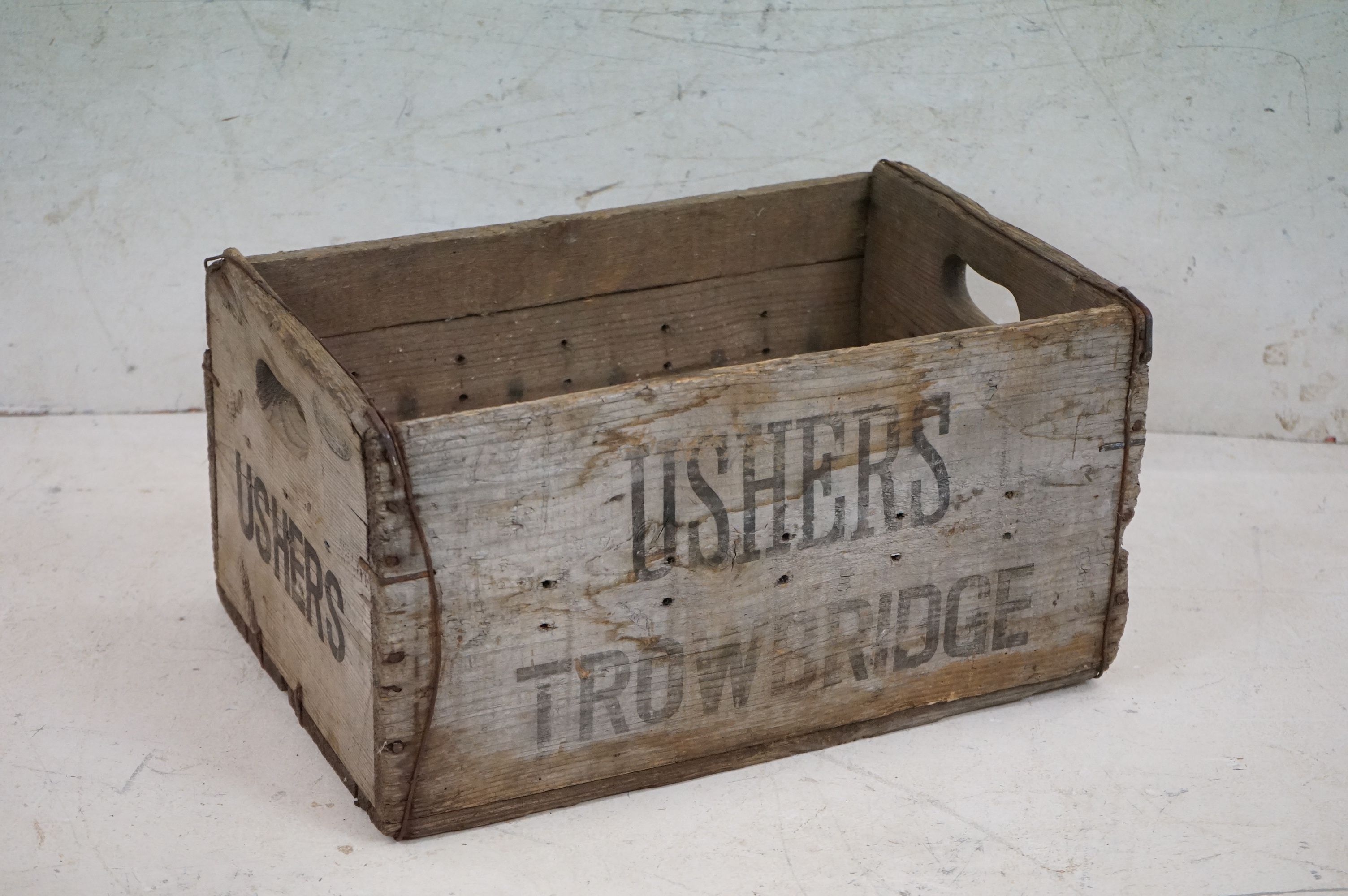 Early to Mid 20th century ' Ushers of Trowbridge ' Wooden Beer Crate, 23cm high x 44cm long - Image 3 of 6