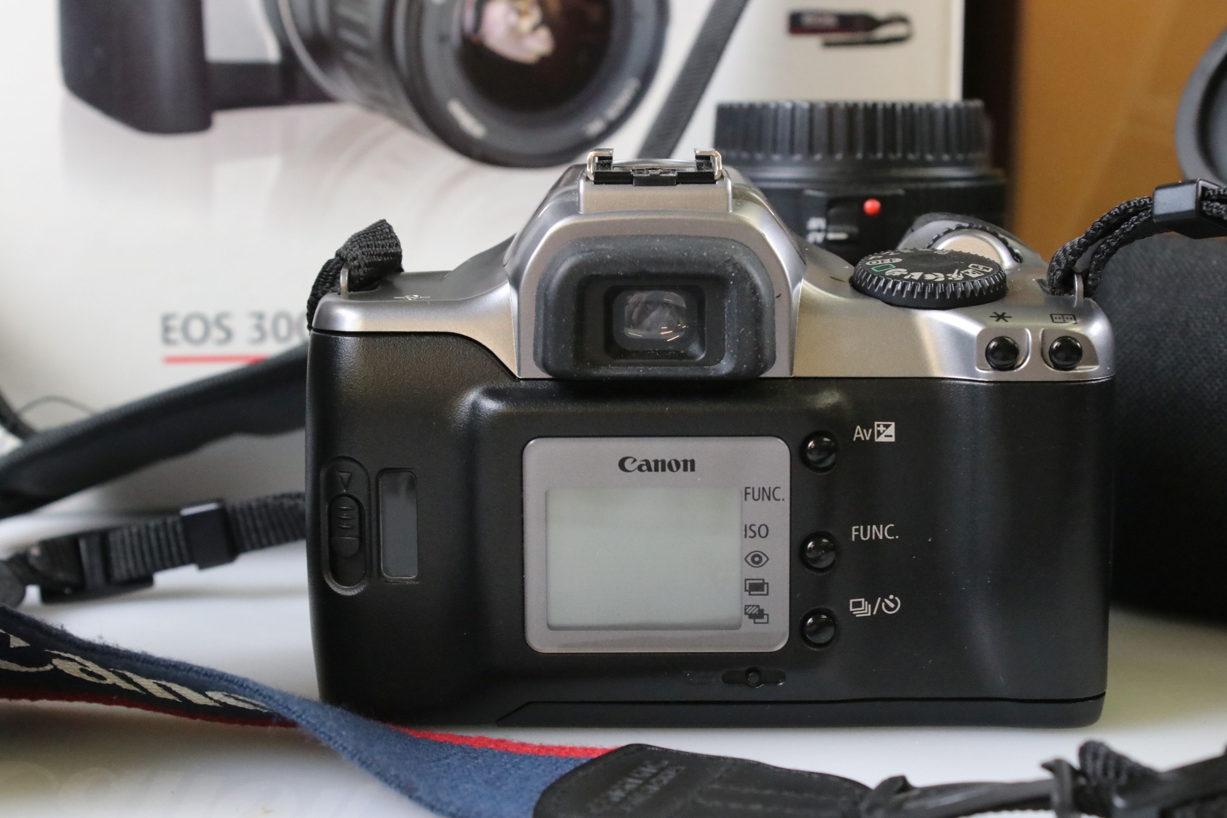 A Canon Eos 3000 35mm SLR camera complete with lenses and accessories. - Image 5 of 6