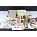A large collection of mainly early and mid 20th century postcards, mainly topographical to include