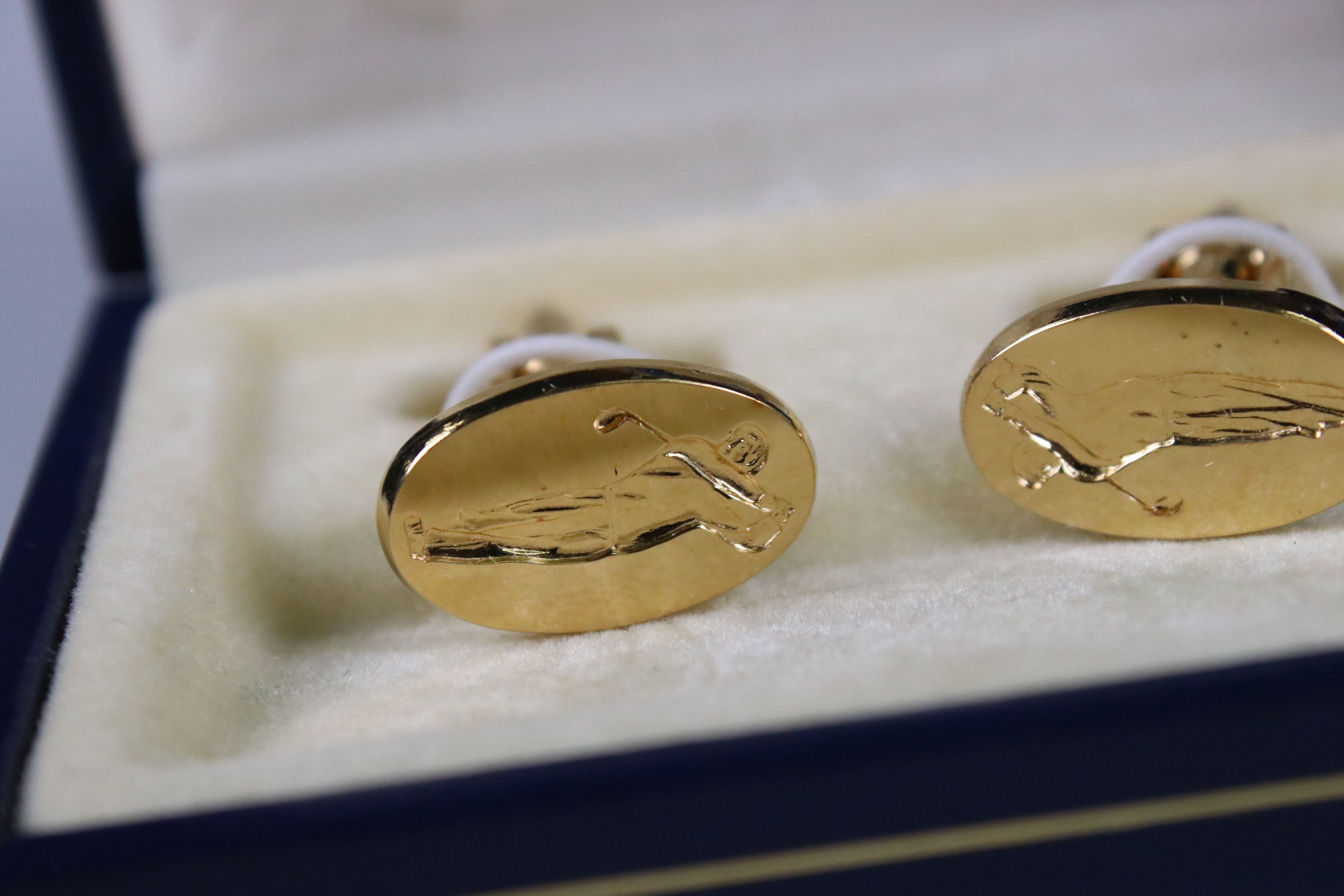 Two cased sets of cufflinks, one in the form of knots with Rubilite centre panel - Image 3 of 5