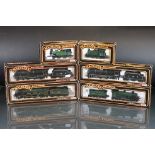 Six OO gauge locomotives to include 4 x Palitoy Mainline and 2 x Bachmann featuring Palitoy Mainline