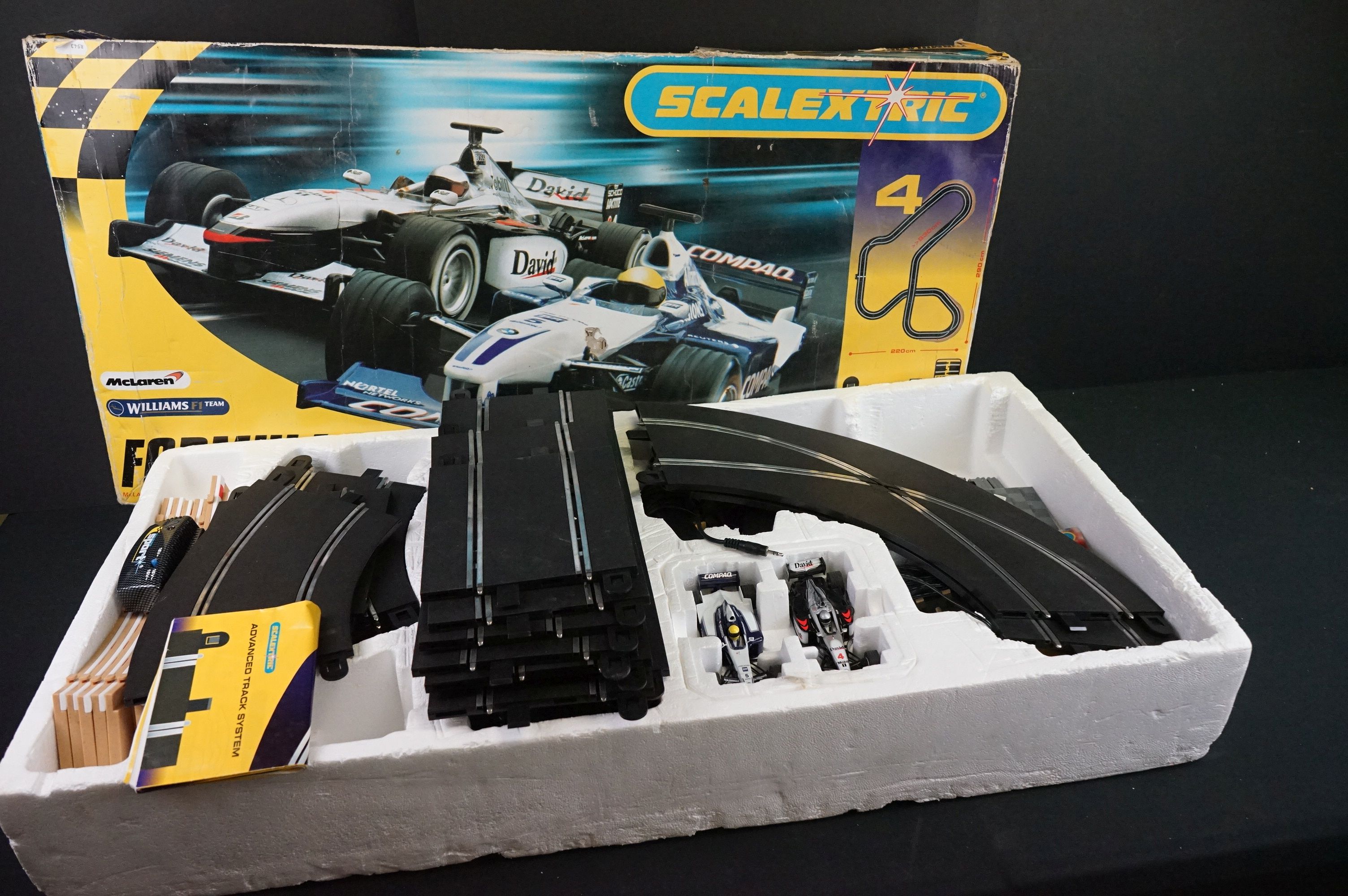 Schuco No. 763 Cytra Ambassador 38 yacht within polystyrene packaging plus a boxed Scalextric - Bild 5 aus 12