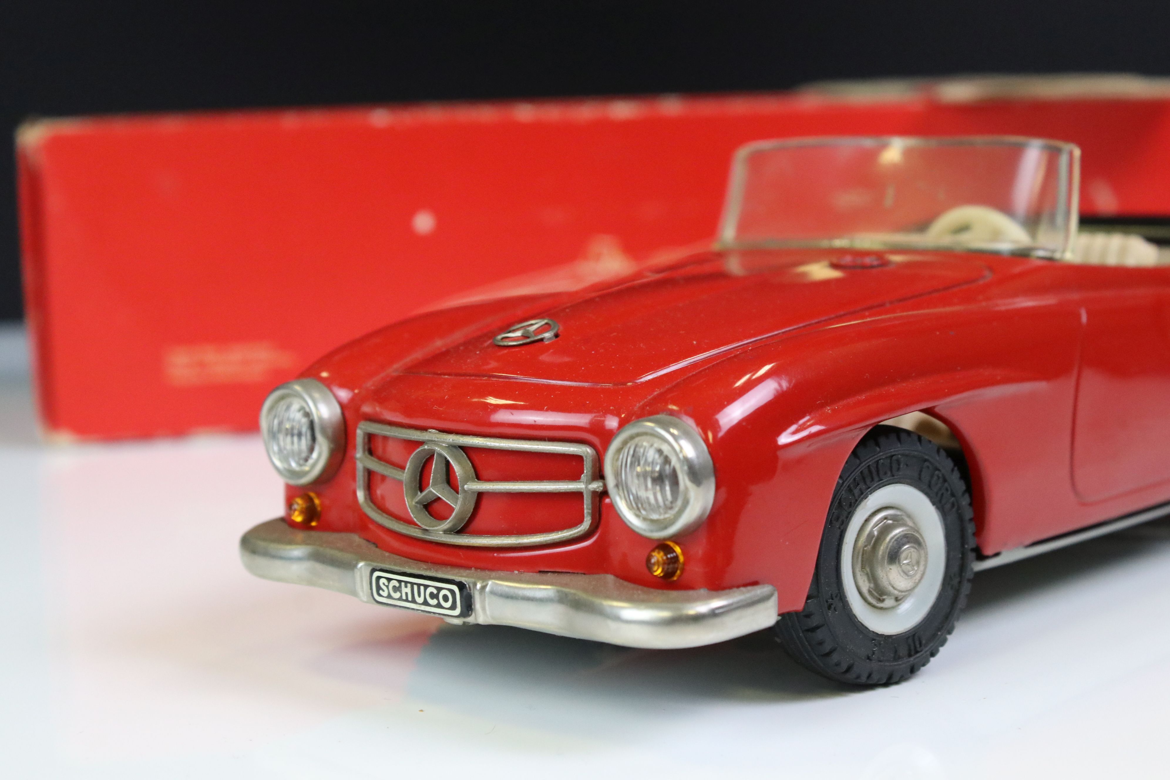 Schuco Clockwork tinplate remote control 2095 Mercedes 190 SL in red, with instructions and box tray - Bild 2 aus 9