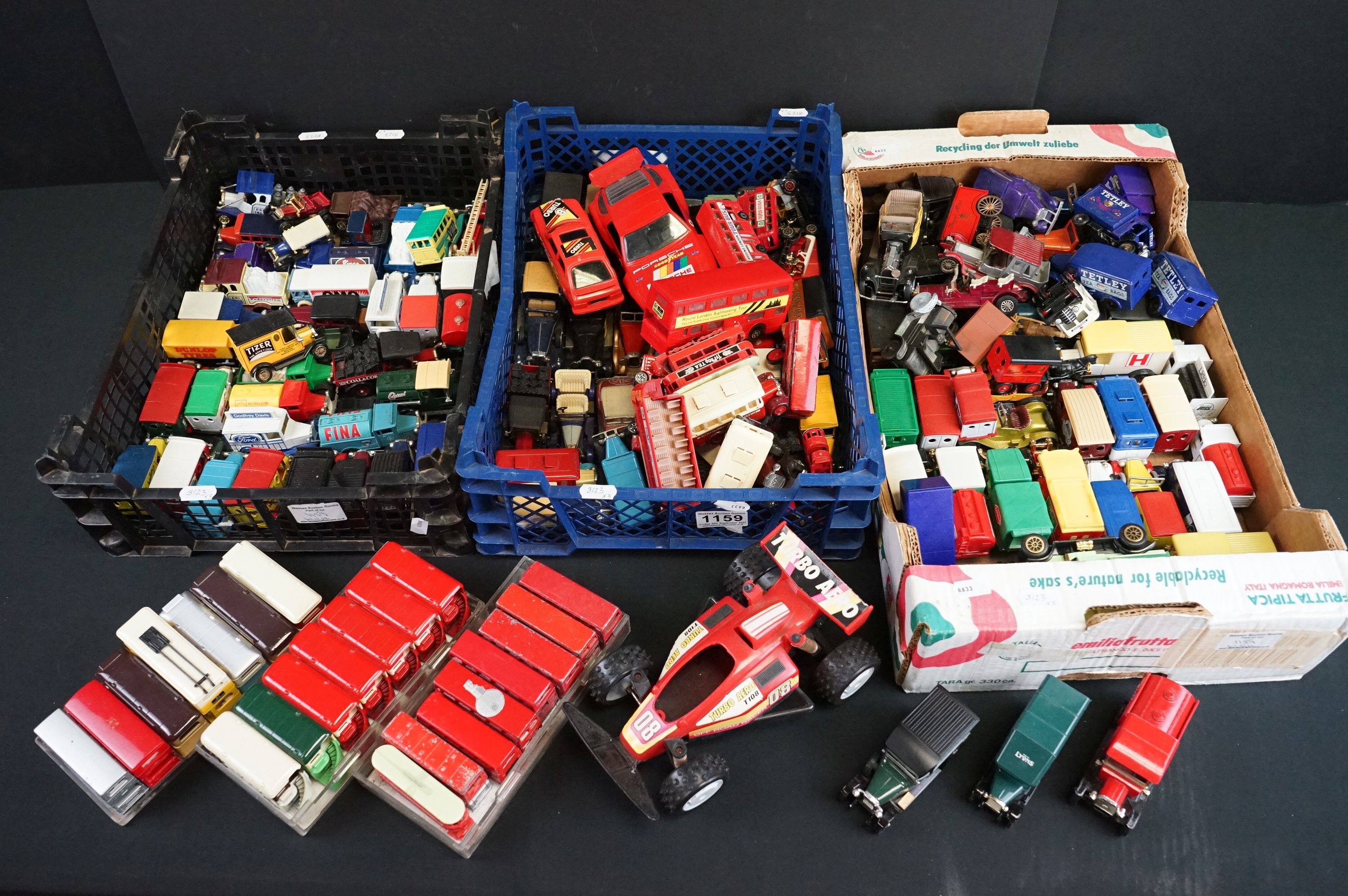 Collection of diecast models, mainly Lledo Promotional and Matchbox Models of Yesteryear, together