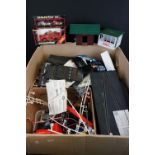 Collection of Scalextric to include boxed Scalextric C363 Porsche in red (tatty box), slot car