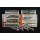 Five boxed Concor HO gauge Santa Fe items of rolling stock plus 6 x unboxed Concor Santa Fe coaches