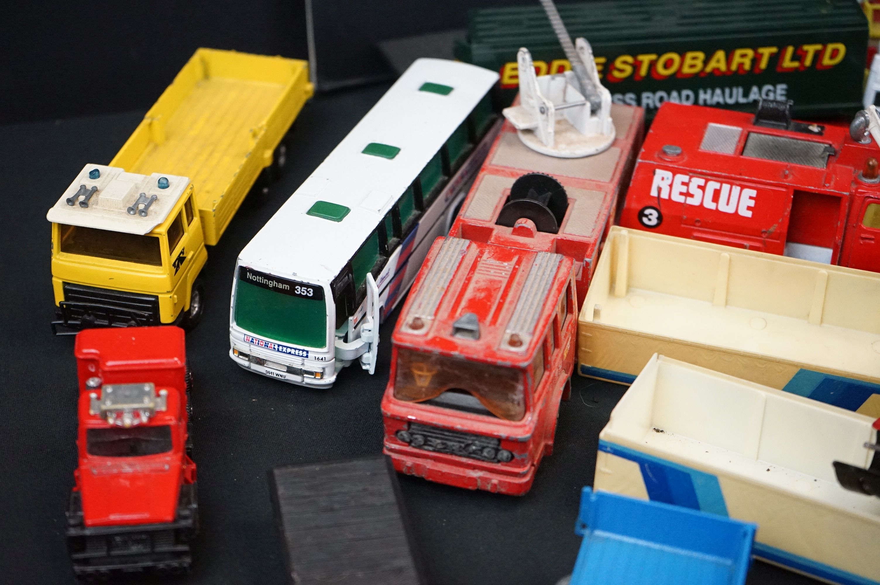 Quantity of diecast models featuring mainly commercial examples to include Siku, Corgi, Matchbox etc - Bild 5 aus 12