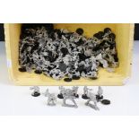 Games Workshop - Large quantity of vintage unpainted Games Workshop & other war gaming metal figures