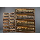 18 Boxed Palitoy Mainline items of rolling stock to include 12 x 937124 Collett 60' All 3rd Coach