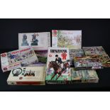 11 Boxed & unbuilt Airfix plastic model kits to include 2 x Collectors Series (06551-1 1827 Paddle