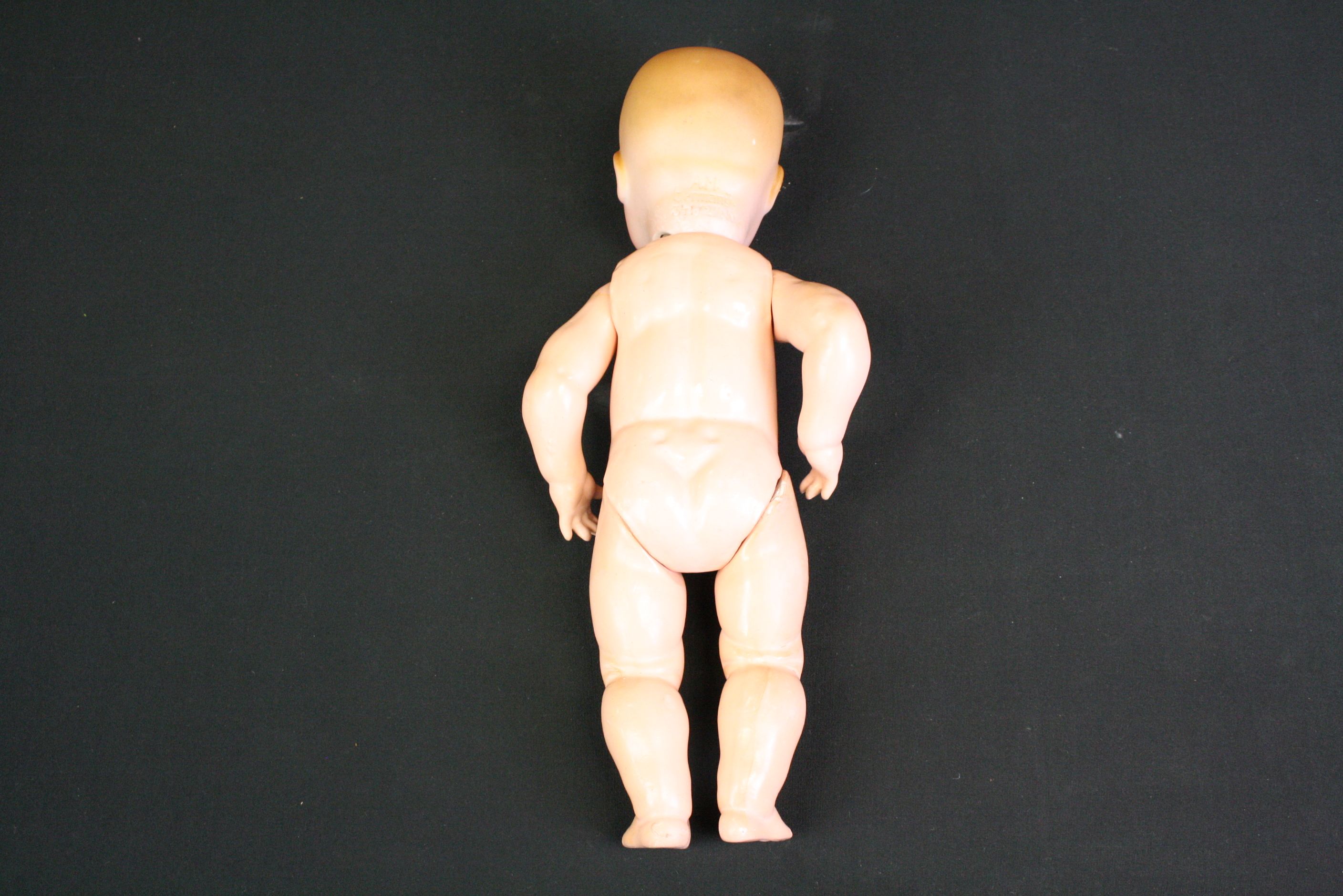 Early 20th C Armand Marseille Bisque headed baby doll, sleeping eyes, composition body, marked ' A.M - Bild 6 aus 10