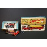 Three boxed Corgi diecast models to include 2 x Major examples (1142 Holmes Wrecker Recovery Vehicle