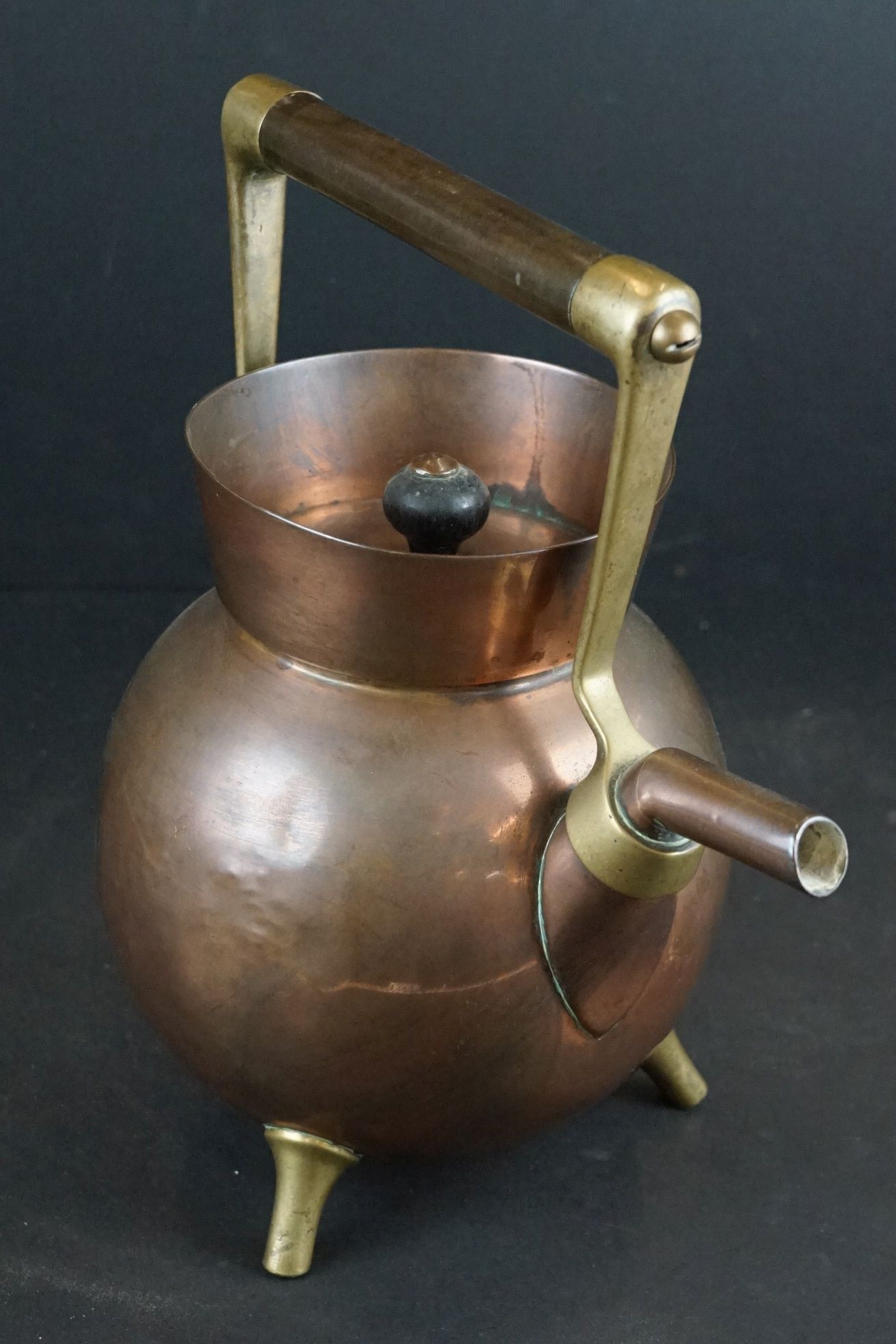 An antique Benham & Froud London, copper kettle c.1885 Christopher Dresser. - Image 3 of 7