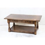 Good Quality 20th century Oak Coffee Table in the 17th century manner, with two drawers and