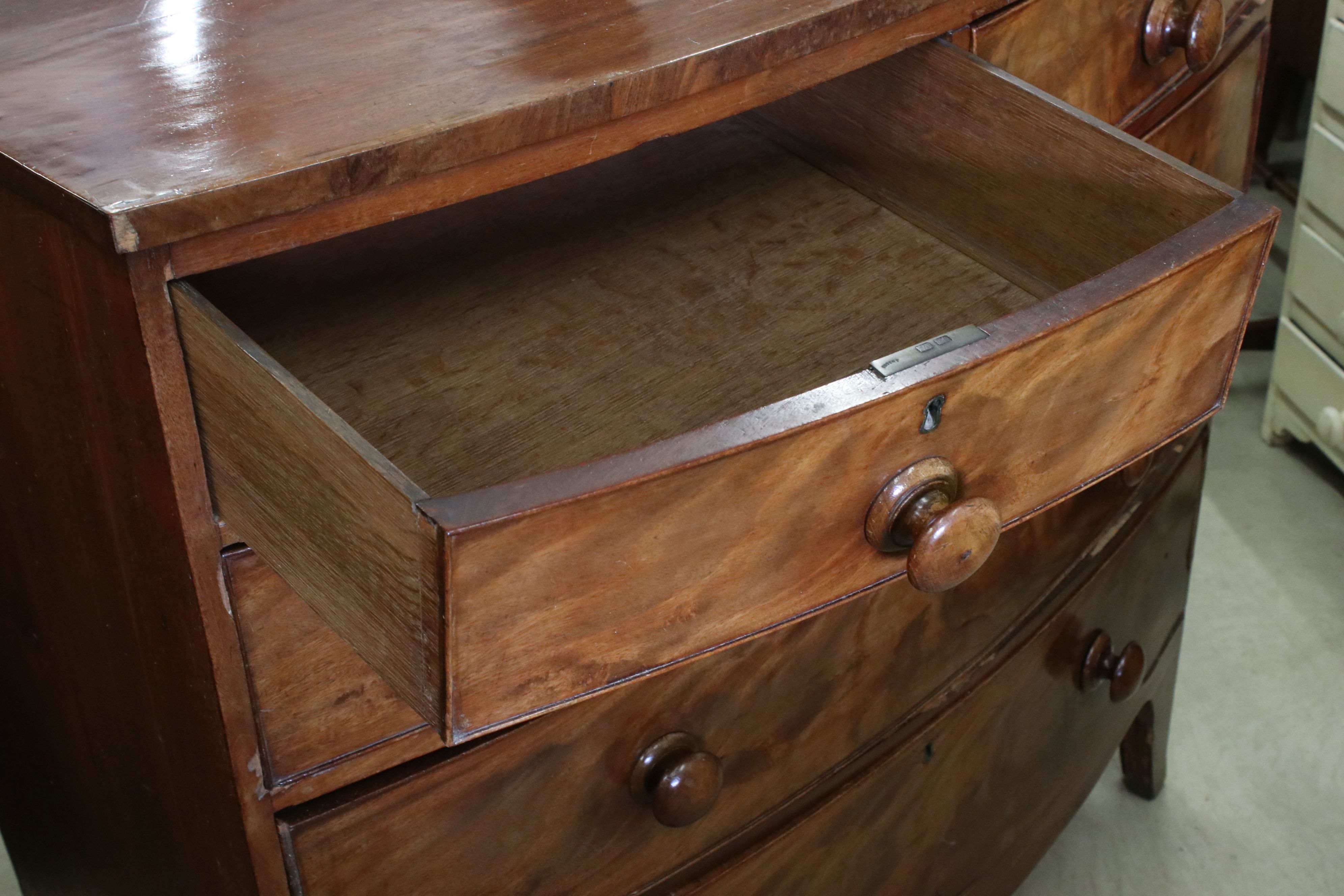 19th century Mahogany Bow Front Chest of Two Short over Three Long Drawers, raised on swept - Image 4 of 7
