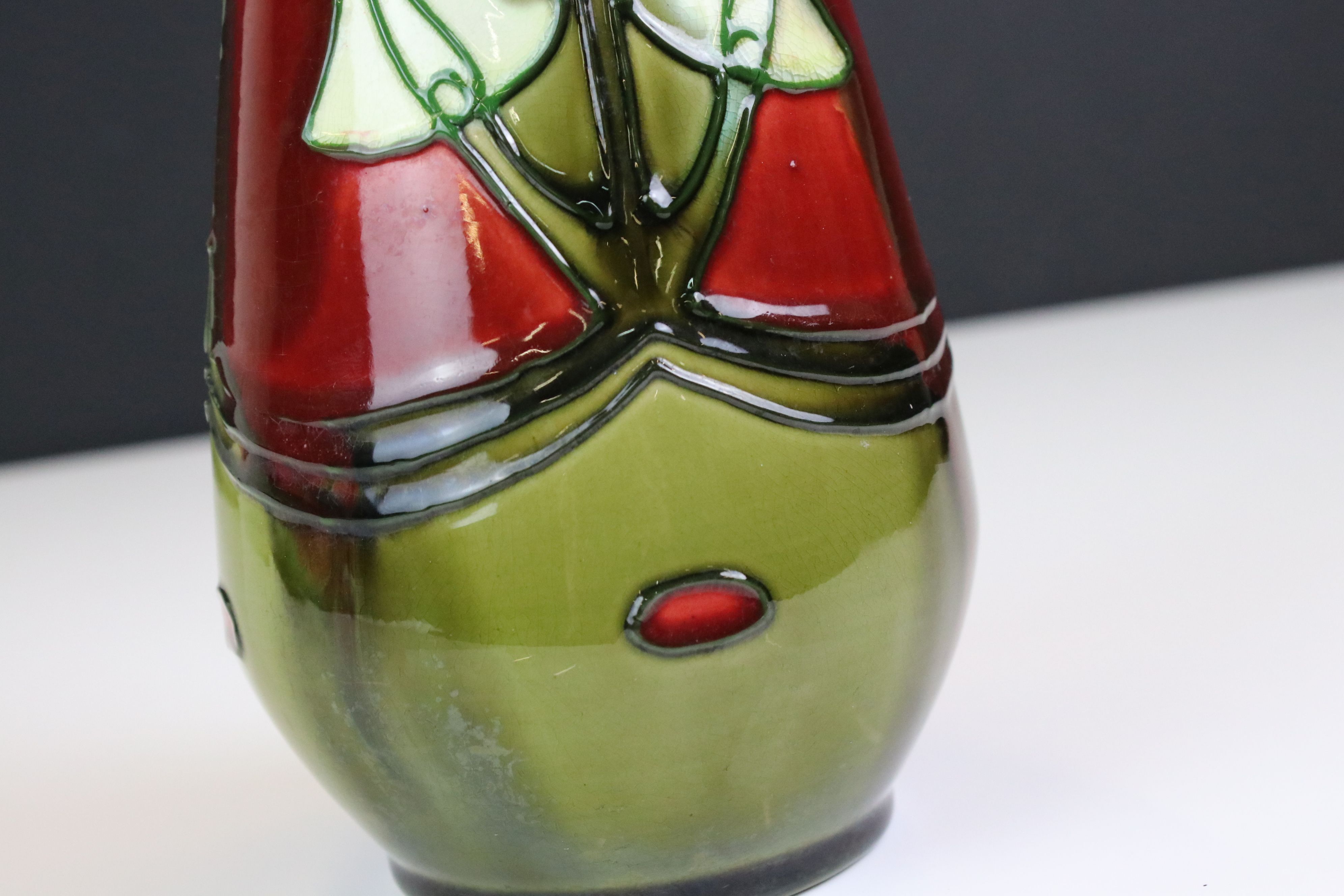 Minton Secessionist Red and Green Glazed Twin Handled Vase, marked No. 12 to base, 21cm high - Image 3 of 7