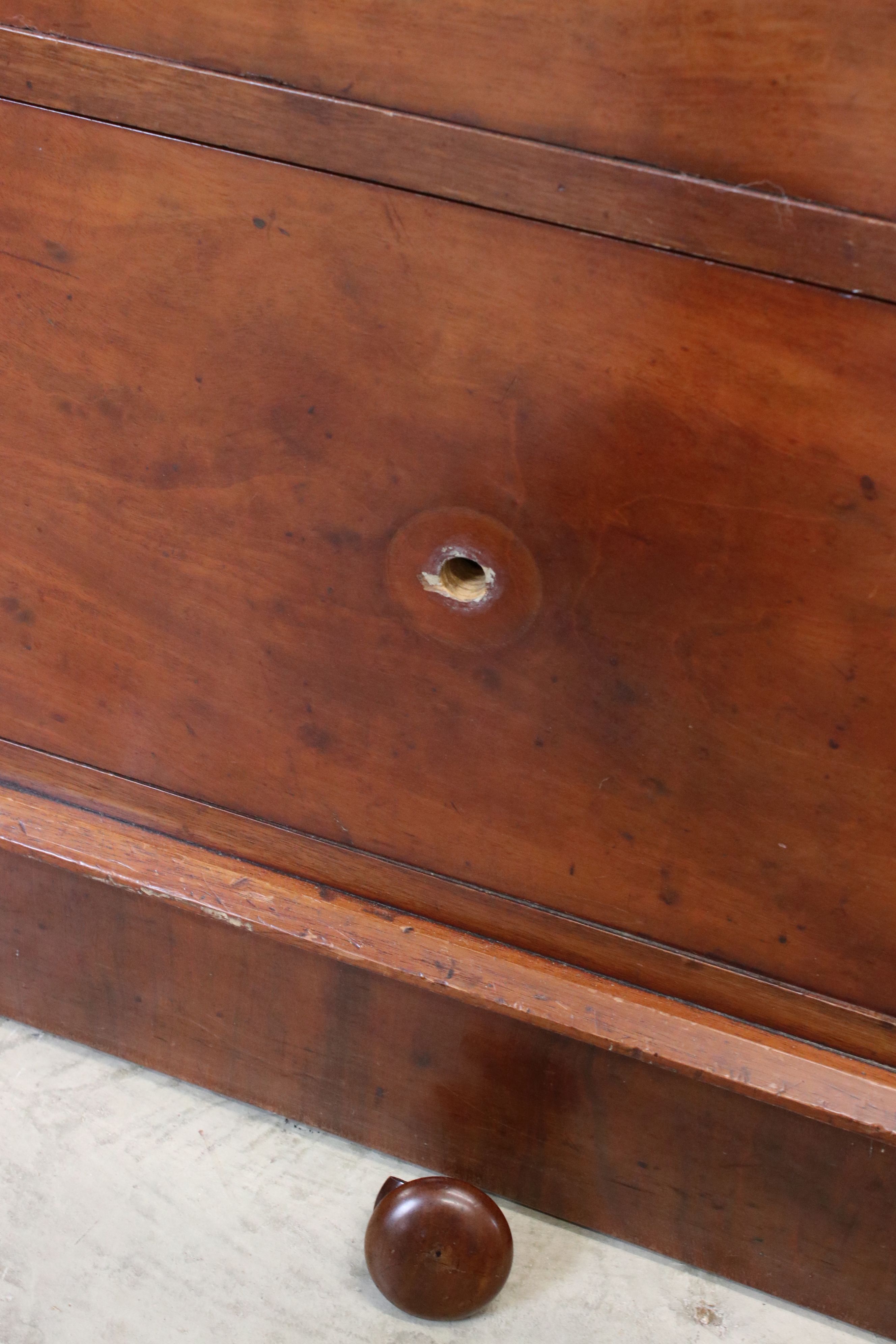 Victorian Mahogany Chest of Two Short over Three Long Drawers, raised on a plinth base, 120cm long x - Bild 4 aus 9