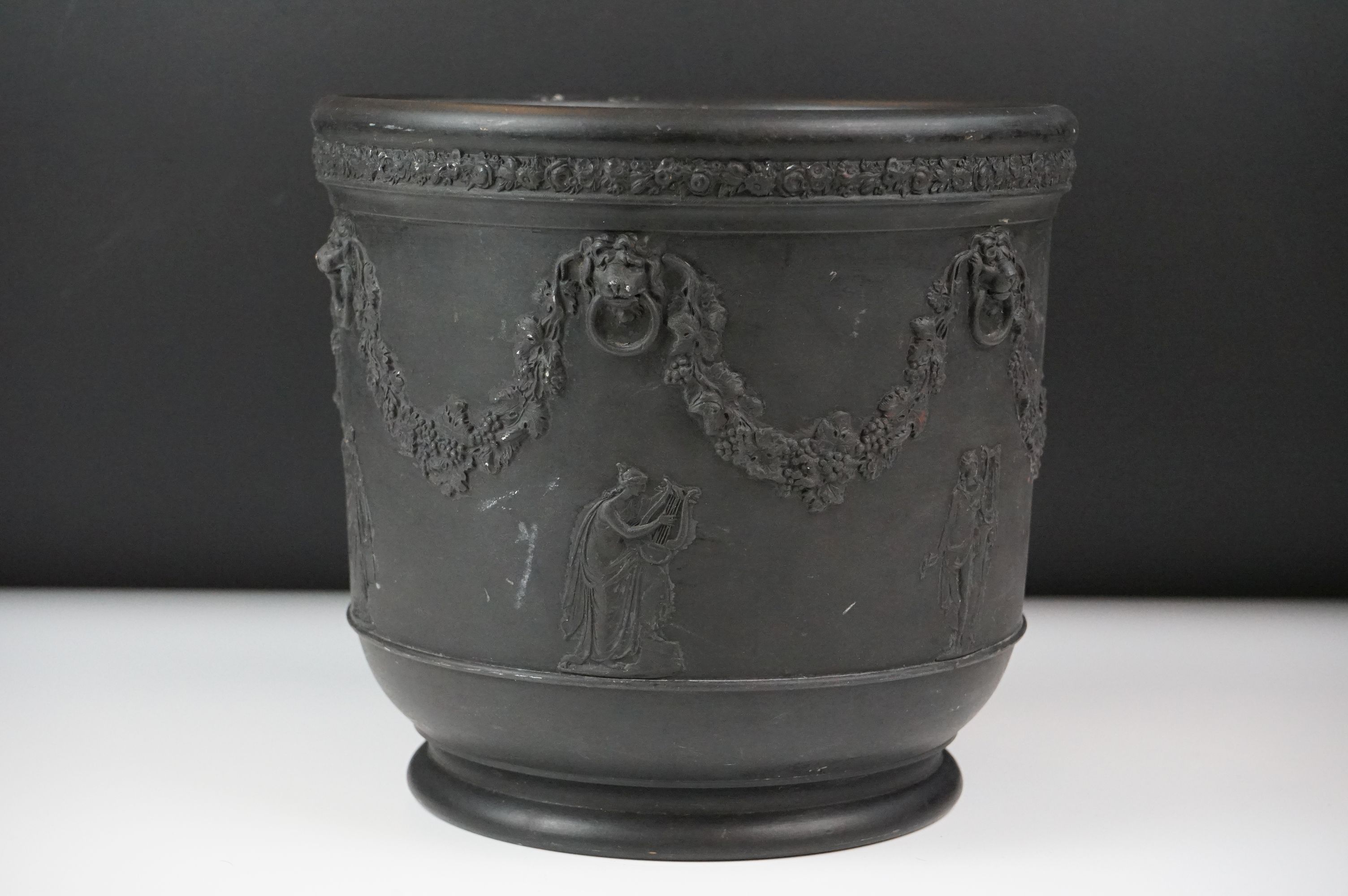 Wedgwood black basalt jardinière, sprigged with muses and festooned with vines, impressed Wedgwood - Image 5 of 9