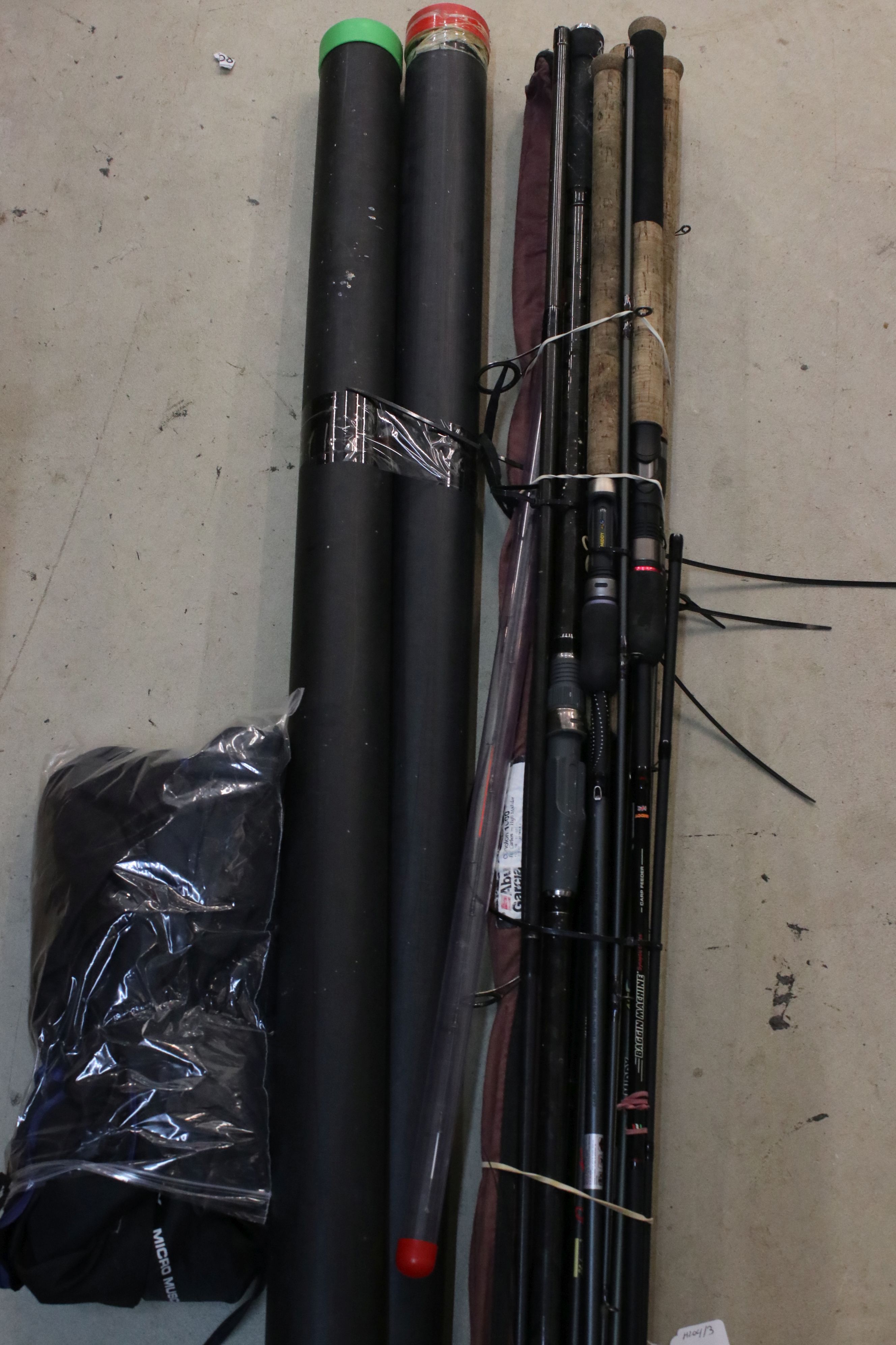 Eight carbon fly & coarse fishing rods, to include Middy feeder and waggler rods, Abu Garcia, Leeda, - Bild 2 aus 4