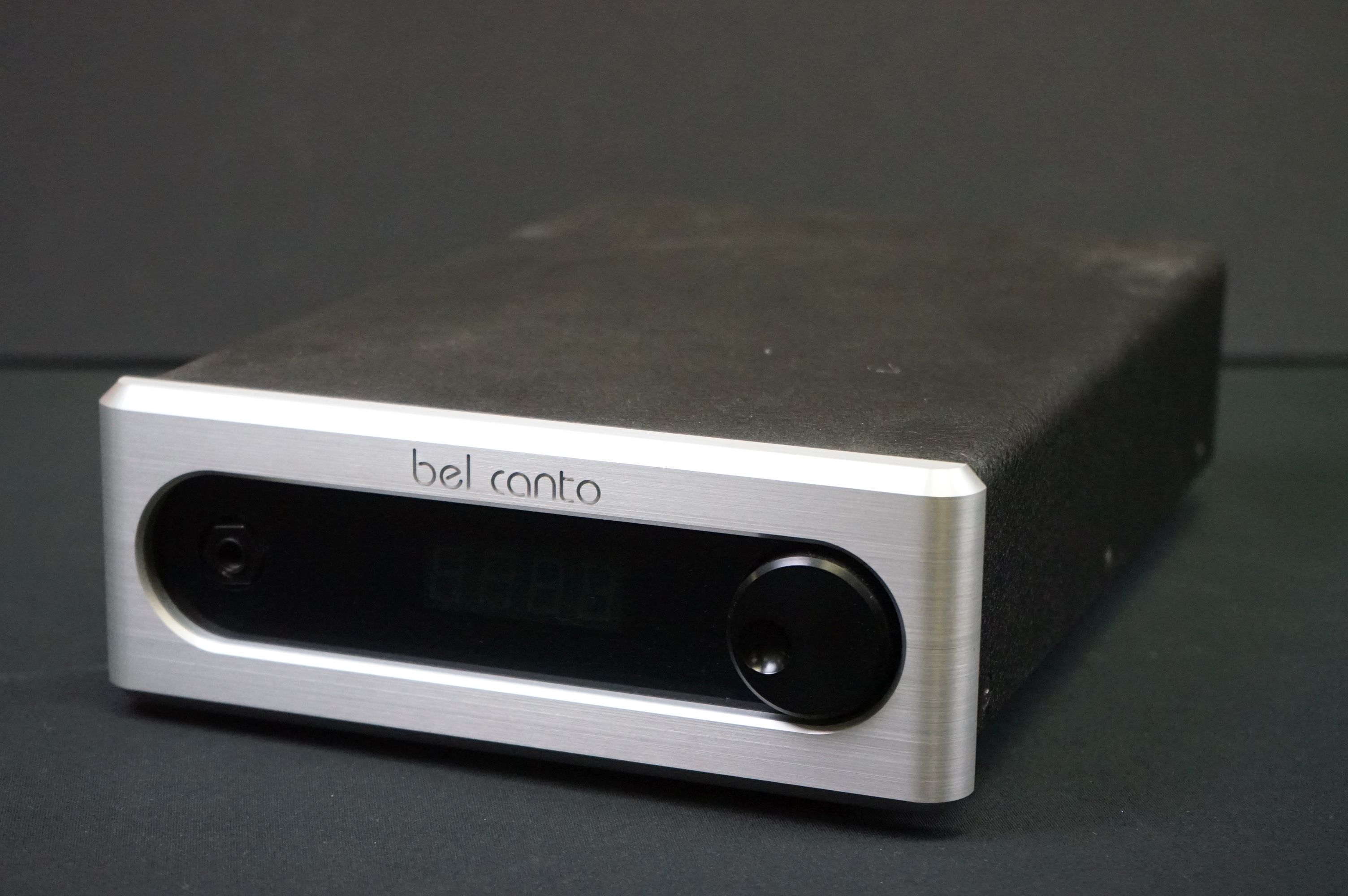 Music Equipment - Bel Canto Design DAC 1.7 DAC Headphone Amp and Level Control, a Bel Canto VBS1 - Image 2 of 9