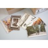 Collection of mostly early 20th Century postcards to include British, German and Belgian examples,