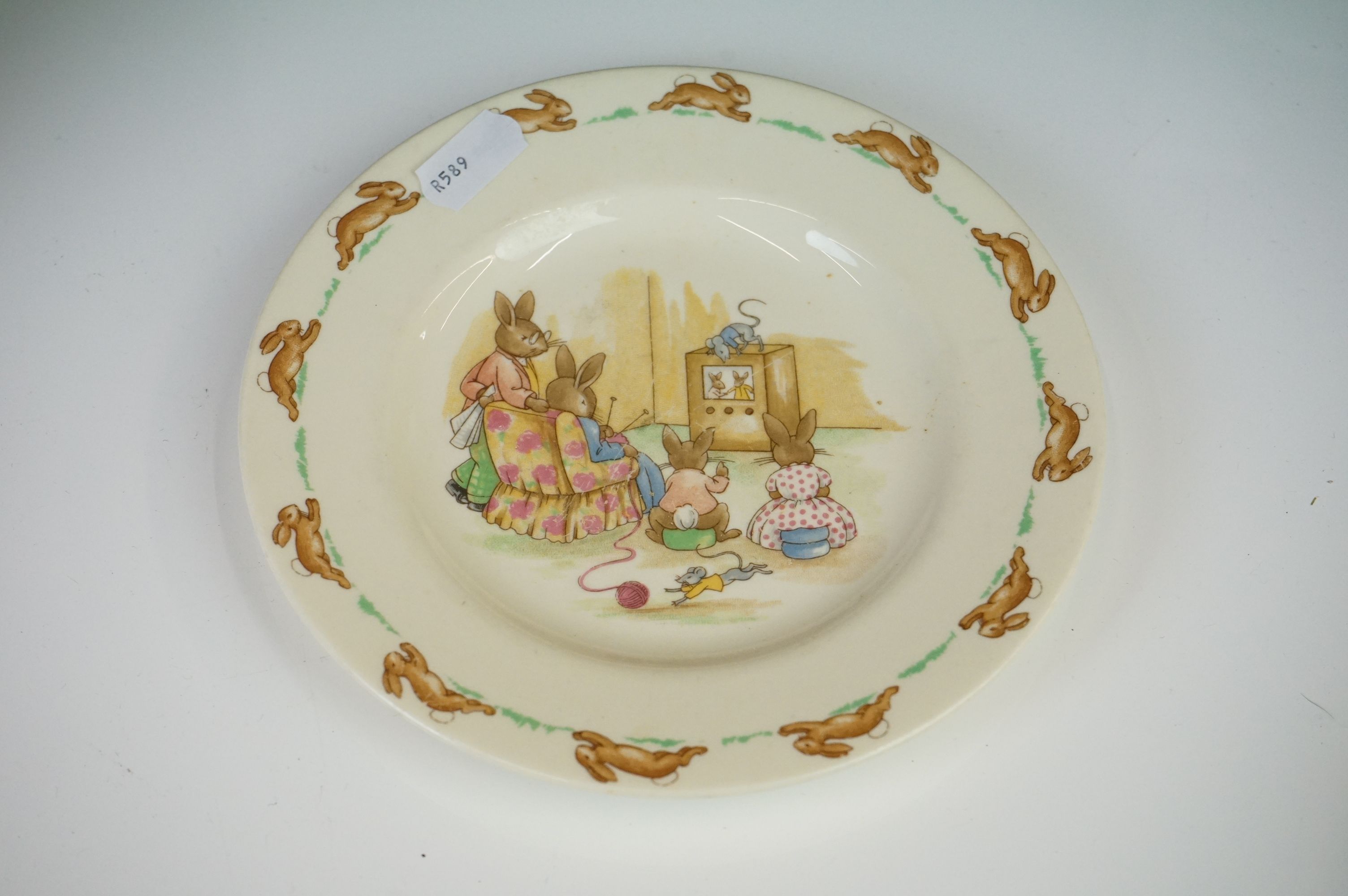 Royal Doulton Bunnykins - 6 pieces to include a mug, tea plate, cereal bowl and 3 boxed figures ( - Image 6 of 10
