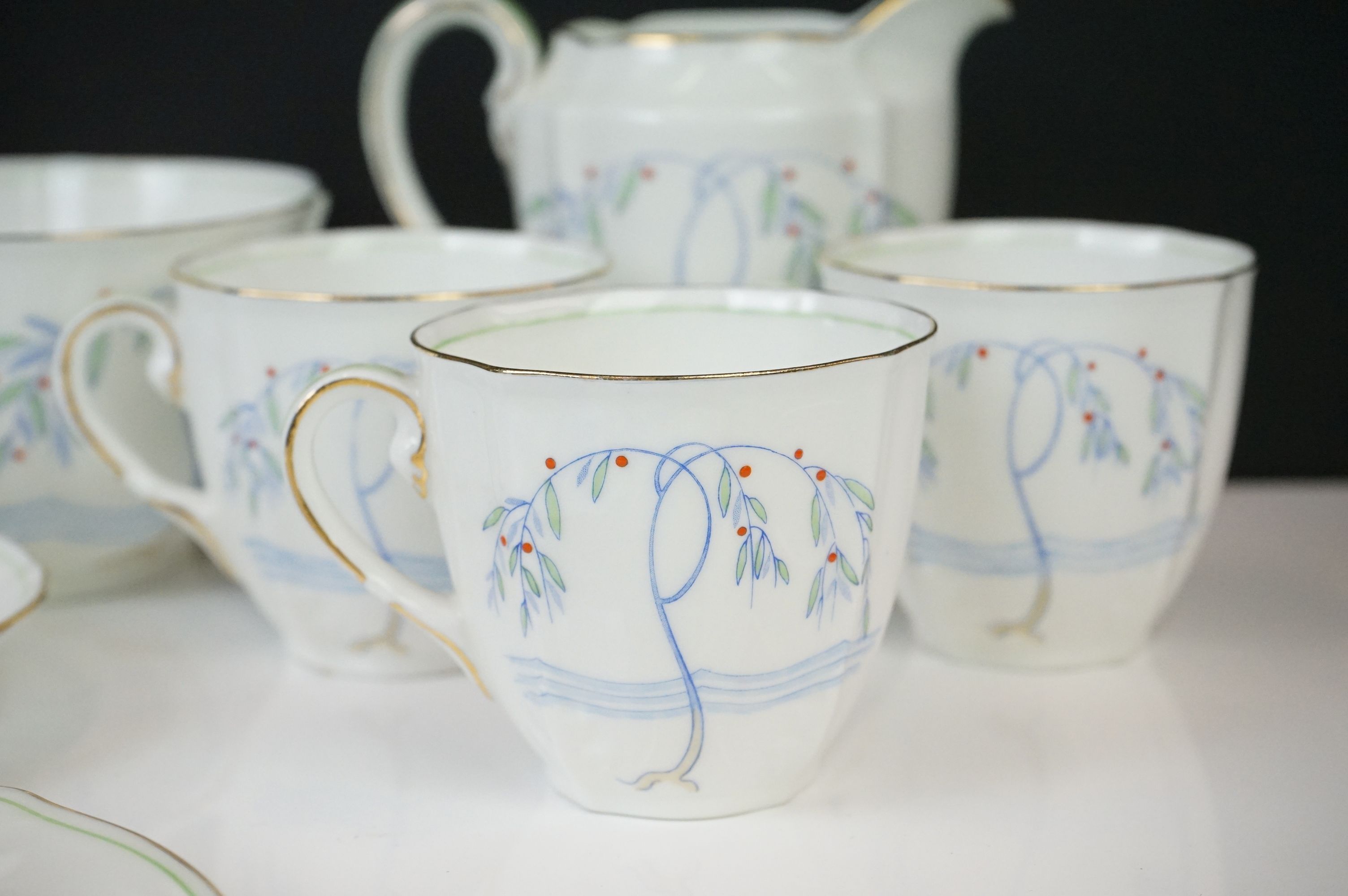 Royal Doulton ' Aspen ' pattern tea ware to include 3 teacups, 2 saucers, 4 tea plates, milk jug, - Image 4 of 7