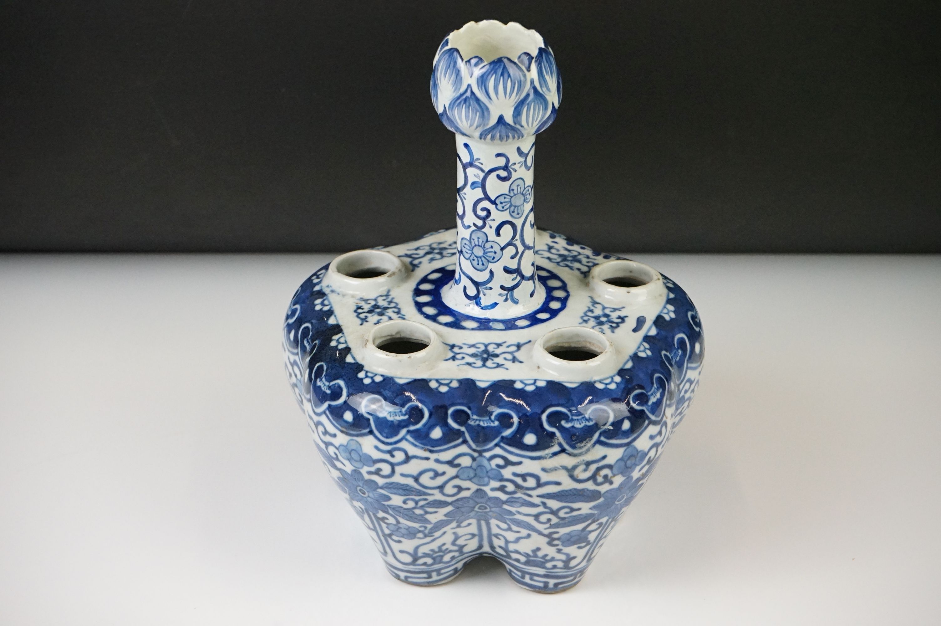 Chinese Porcelain Blue and White Tulip Vase, decorated with birds, flowers and patterned borders, - Image 2 of 6