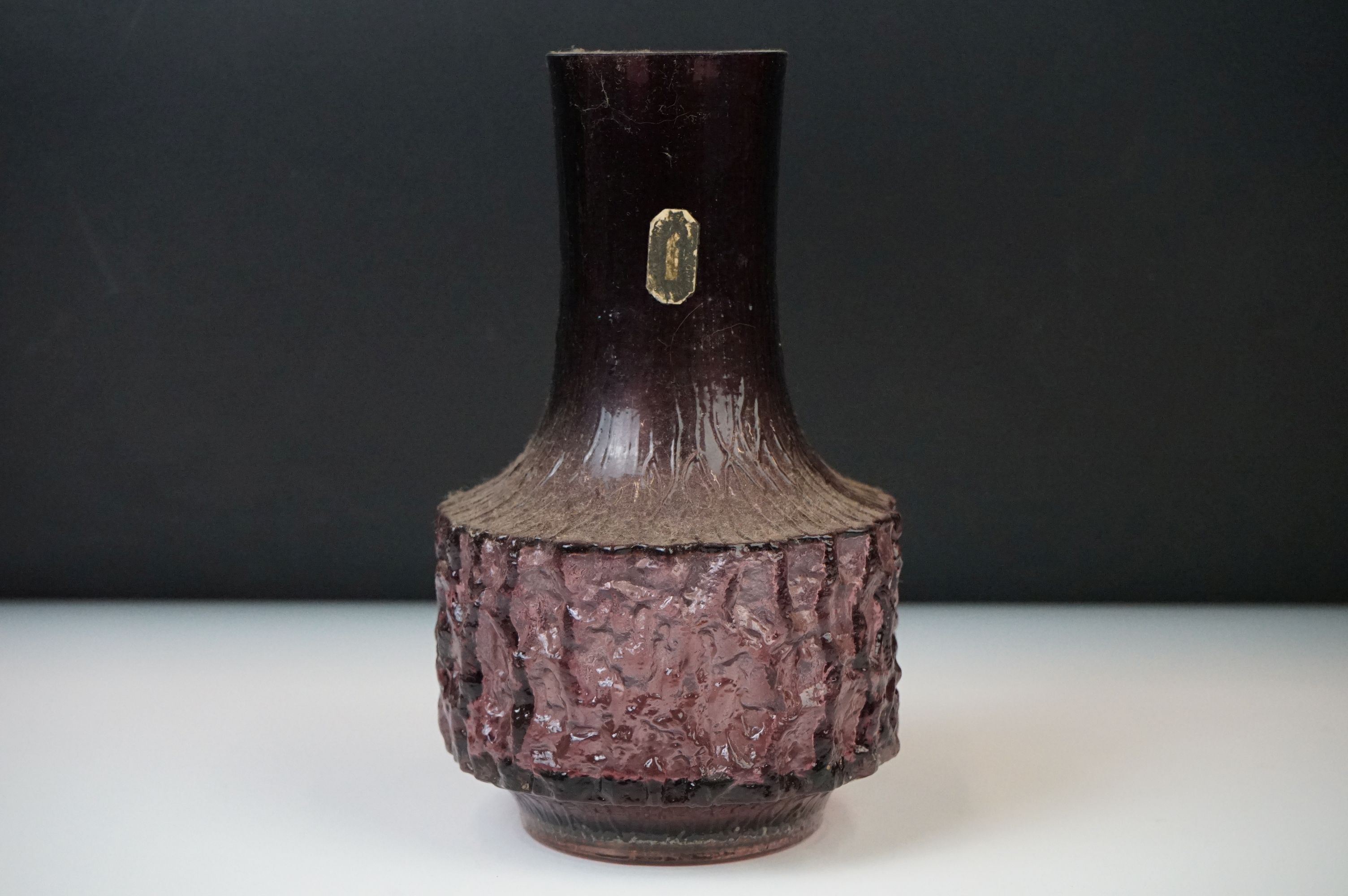 Geoffrey Baxter Whitefriars Textured range Mallet vase, pattern number 9818, in Aubergine, with