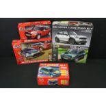 Five boxed & unbuilt plastic model kits to include Hasegawa 1/24 Mini Cooper S Countryman ALL-4, 2 x