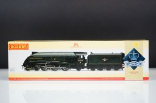 Boxed ltd edn Hornby OO gauge R2909 Commonwealth Collection BR 4-6-2 Class A4 Locomotive Union of