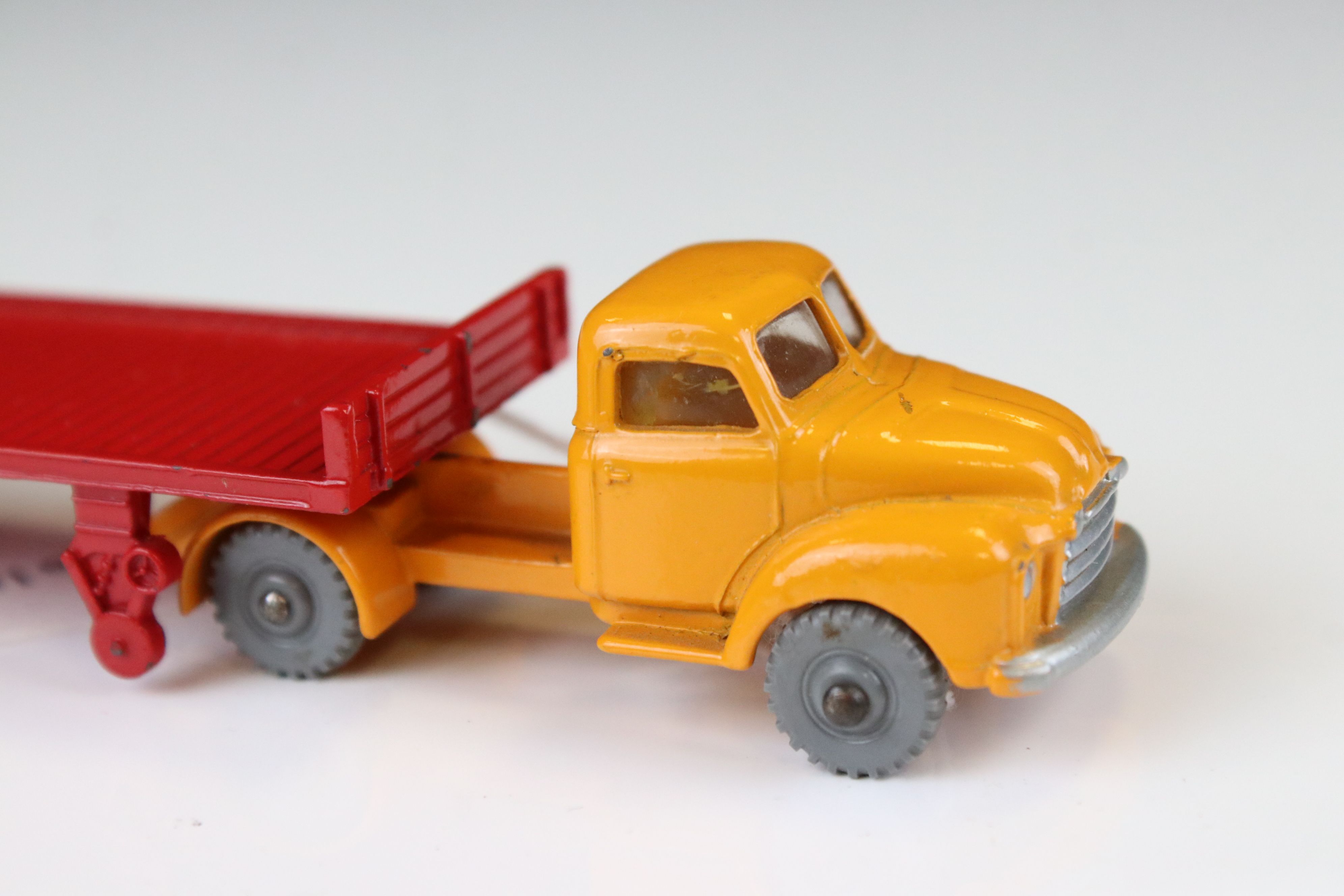 Two boxed Dinky Dublo diecast models to include 072 Bedford Articulated Flat Truck with yellow cab & - Image 9 of 14