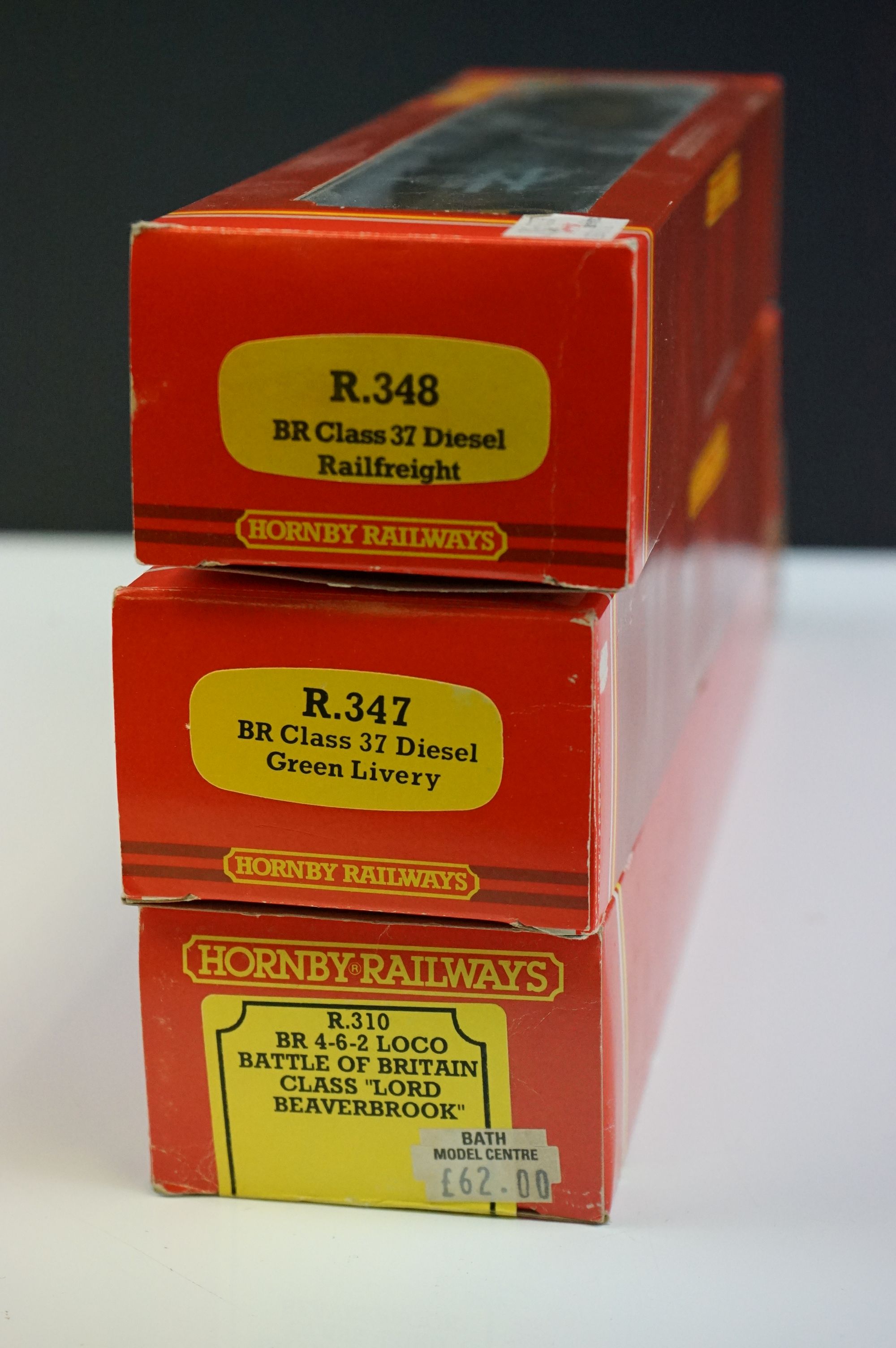 Three boxed Hornby OO gauge locomotives to include R310 BR 4-6-2 Loco Battle of Britain Class Lord - Image 6 of 6