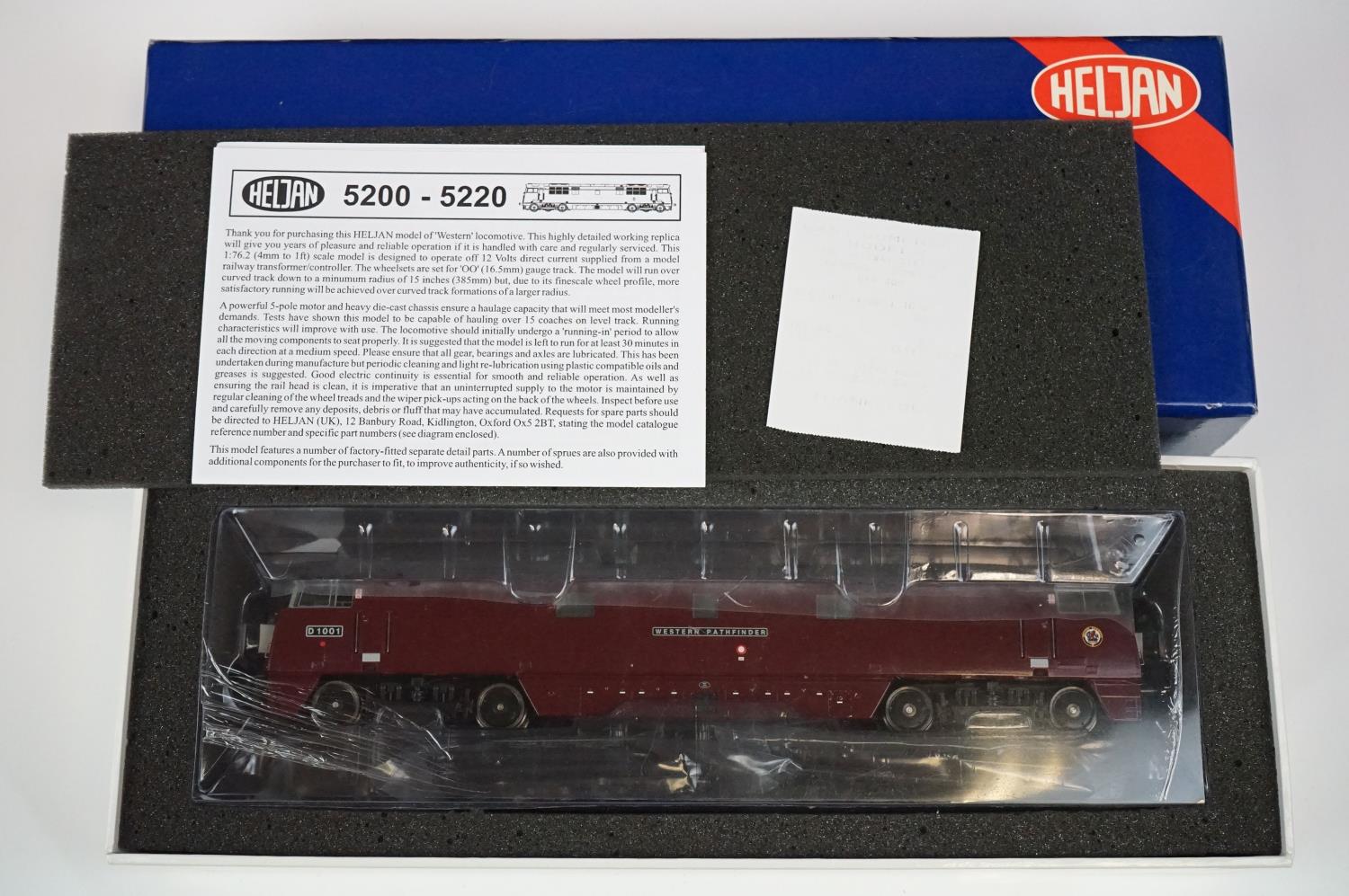 Boxed Heljan OO gauge 5214 D1001 Western Pathfinder gloss finish locomotive with paperwork